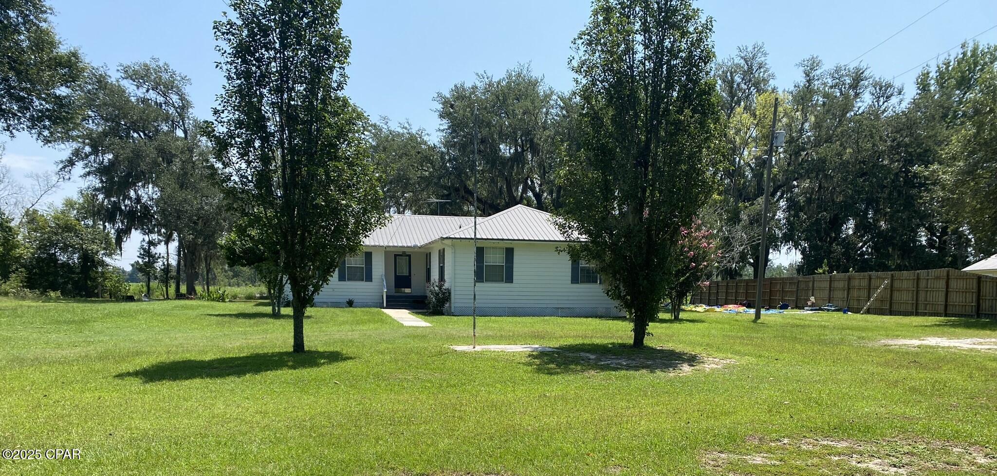 3210 Highway 69, Grand Ridge, Florida image 2
