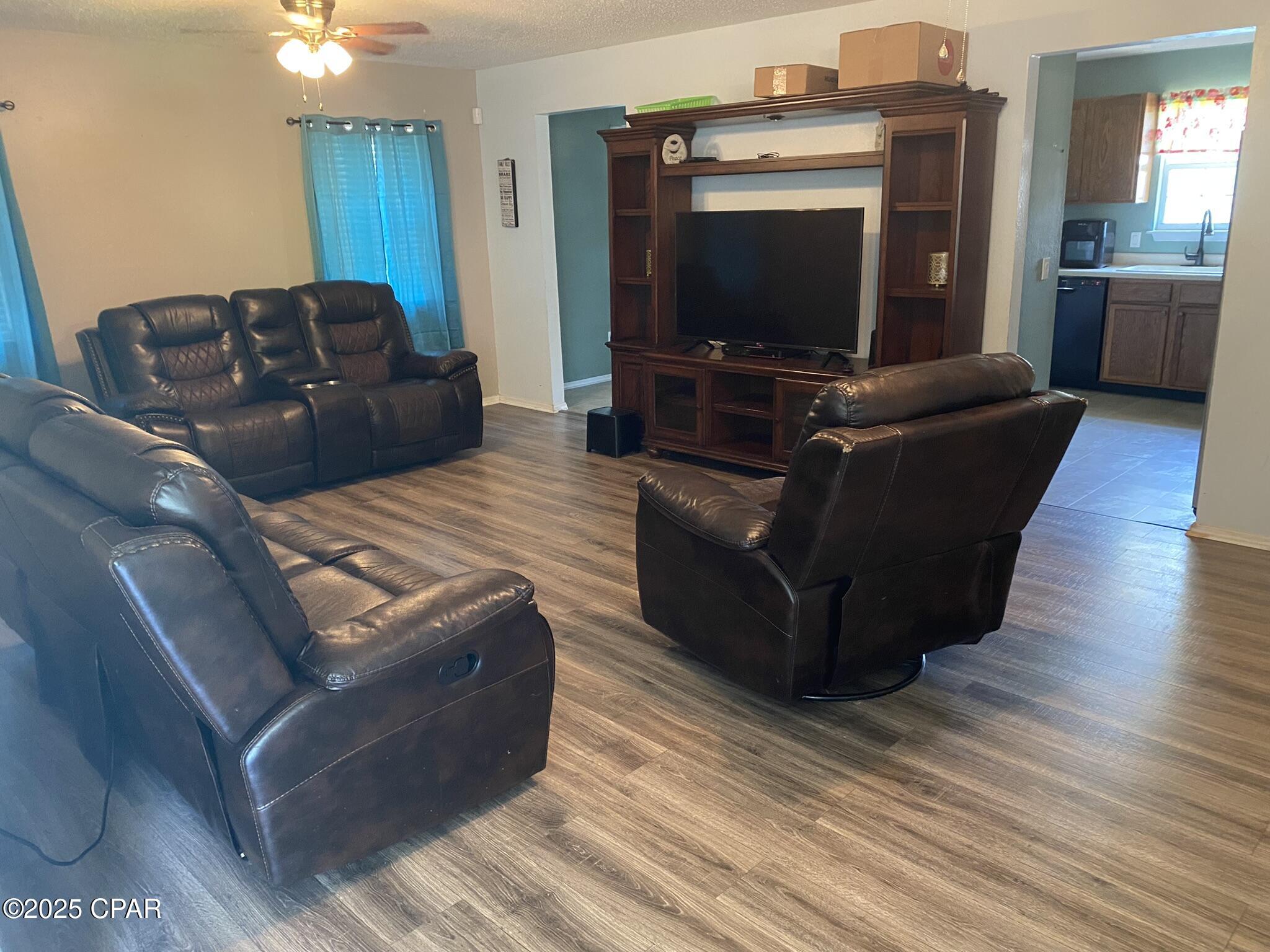 3210 Highway 69, Grand Ridge, Florida image 4
