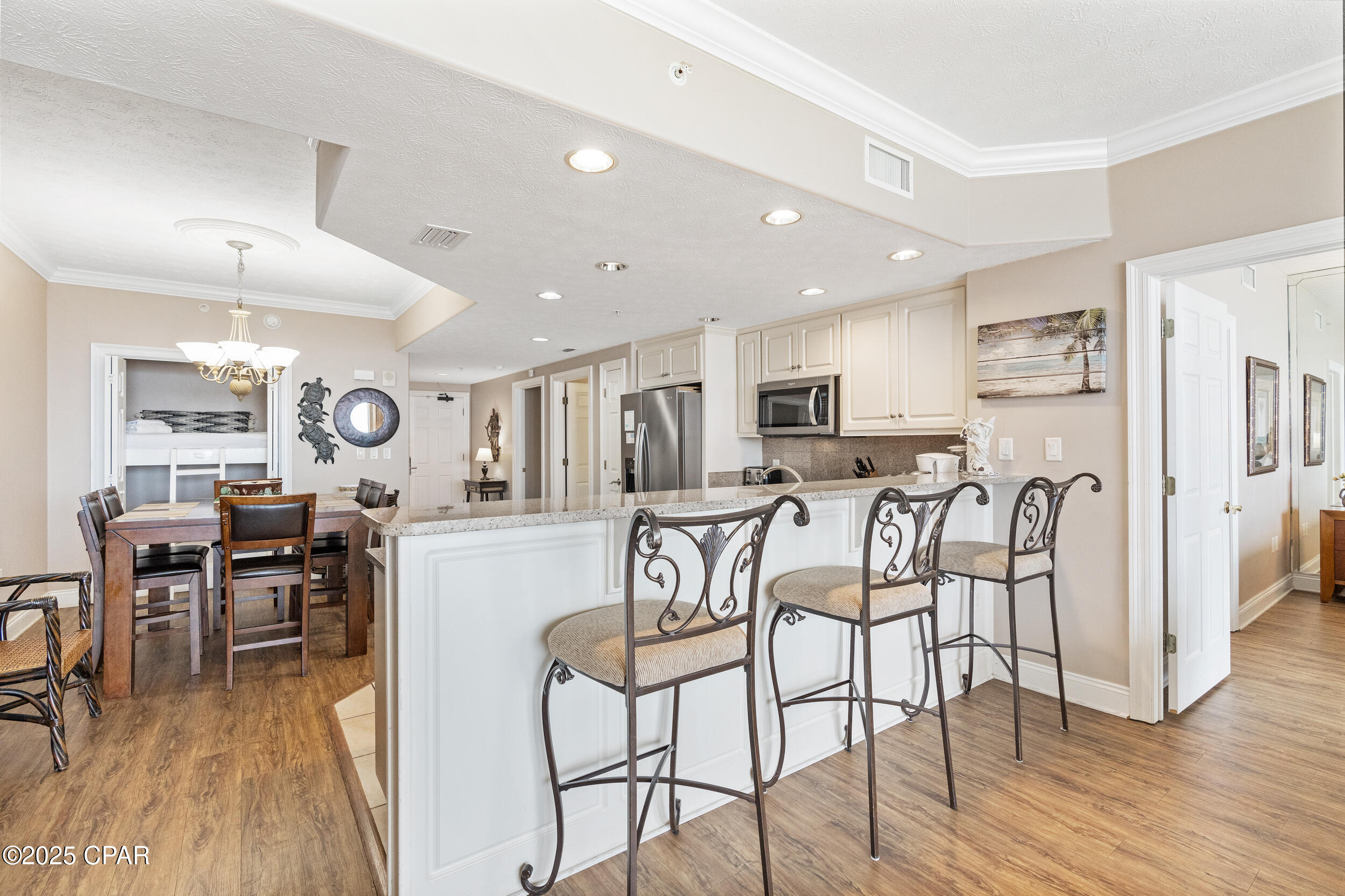 Image 18 For 5004 Thomas Drive 1704