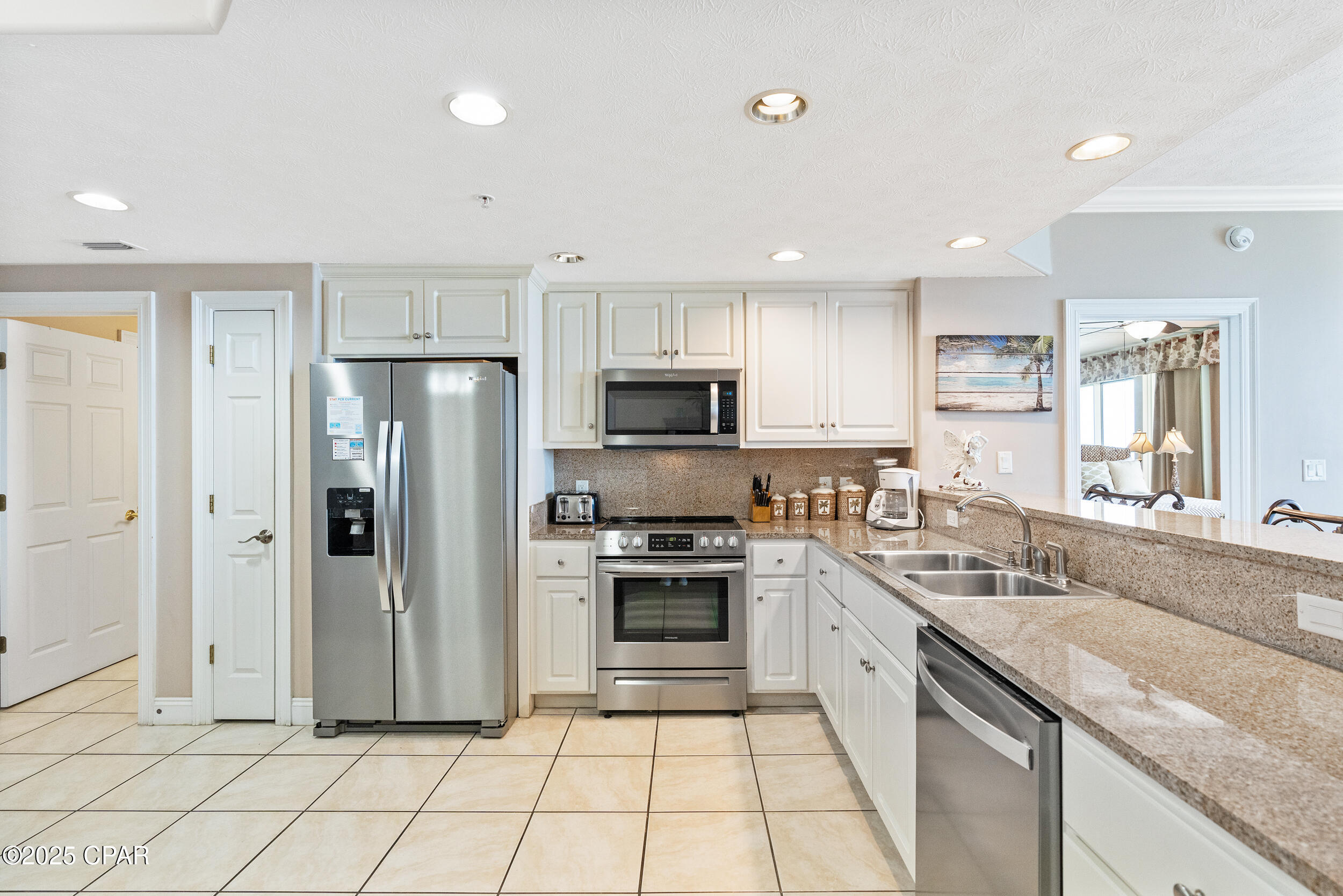 Image 25 For 5004 Thomas Drive 1704
