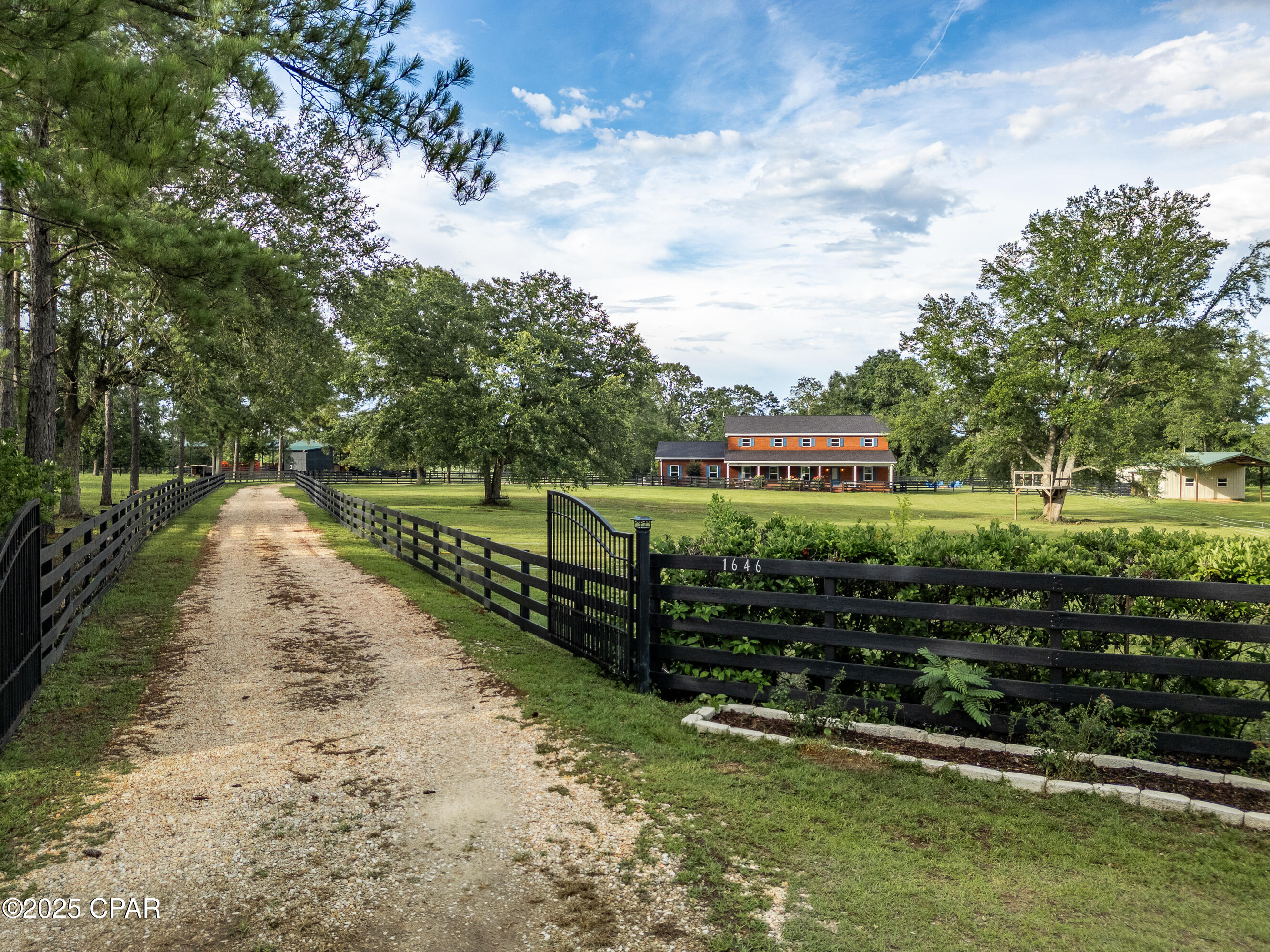 1646 Shady Oaks Lane, Chipley, Florida image 10
