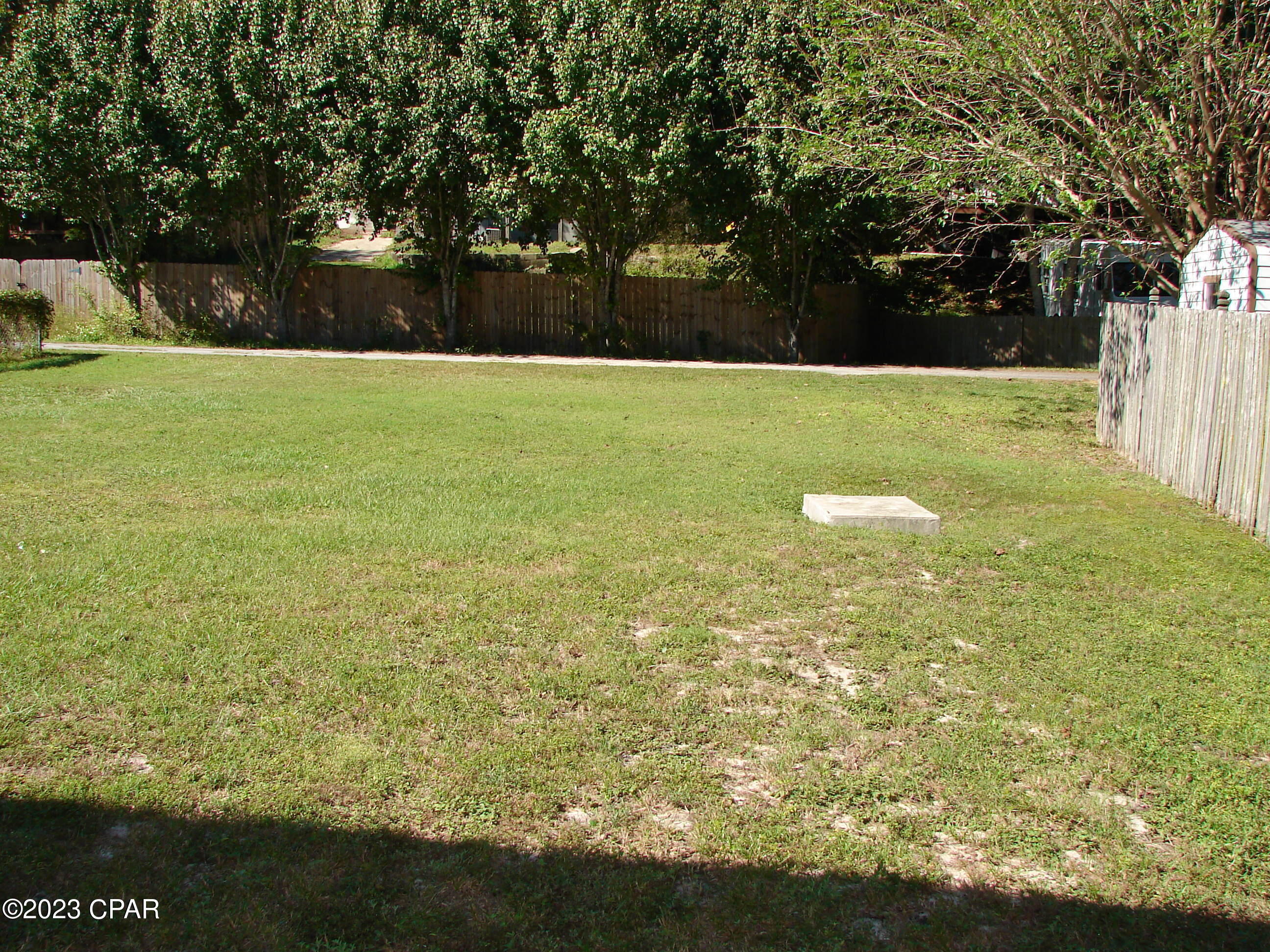 Image 6 For 349 Mercedes Avenue