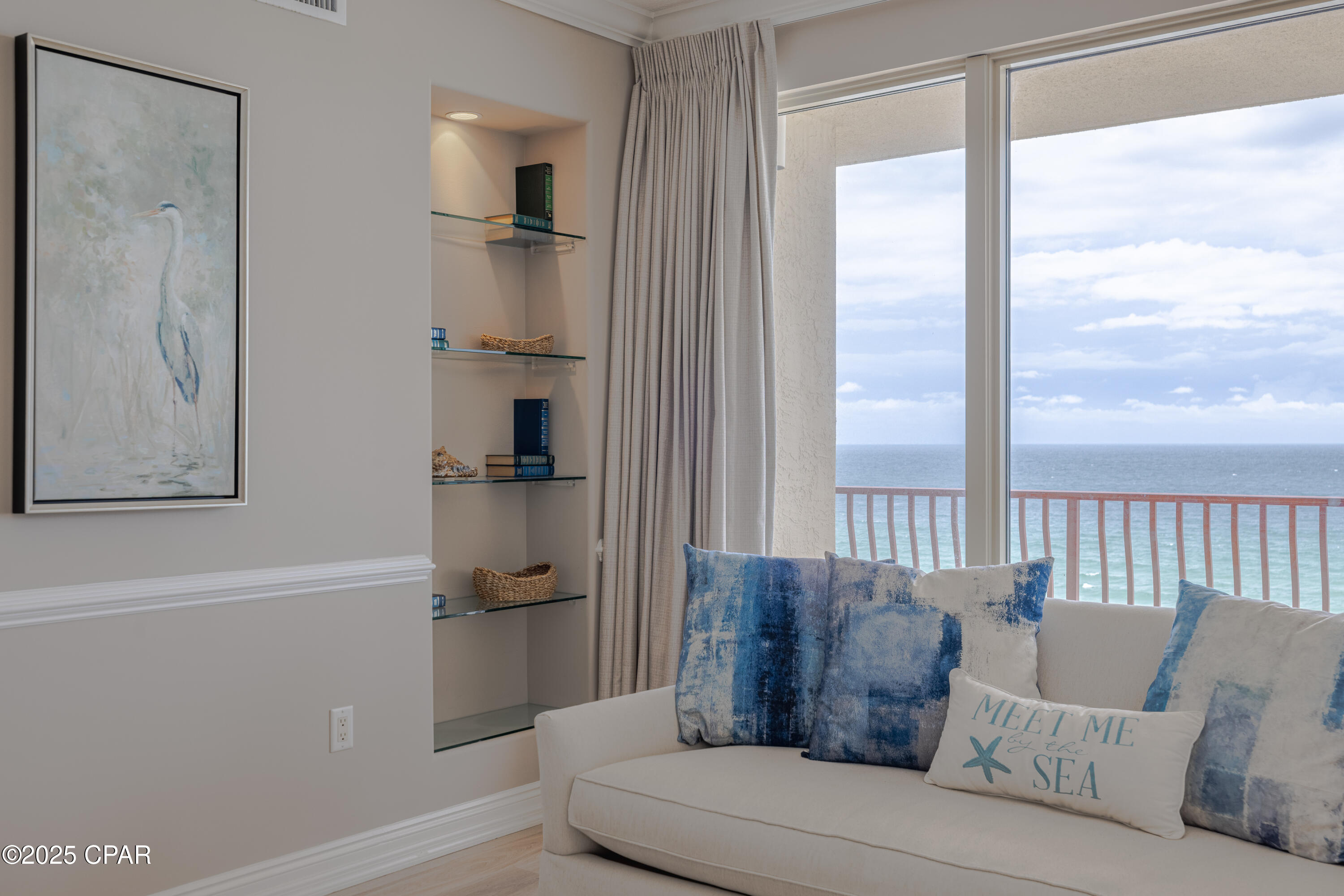 Listing photo id 18 for 7115 Thomas Drive 801
