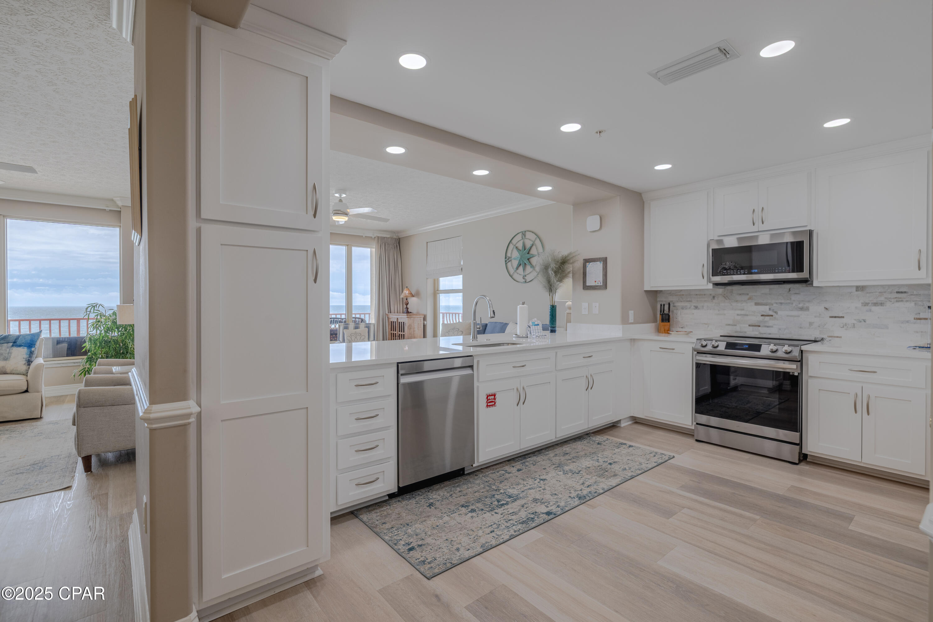 Image 7 For 7115 Thomas Drive 801