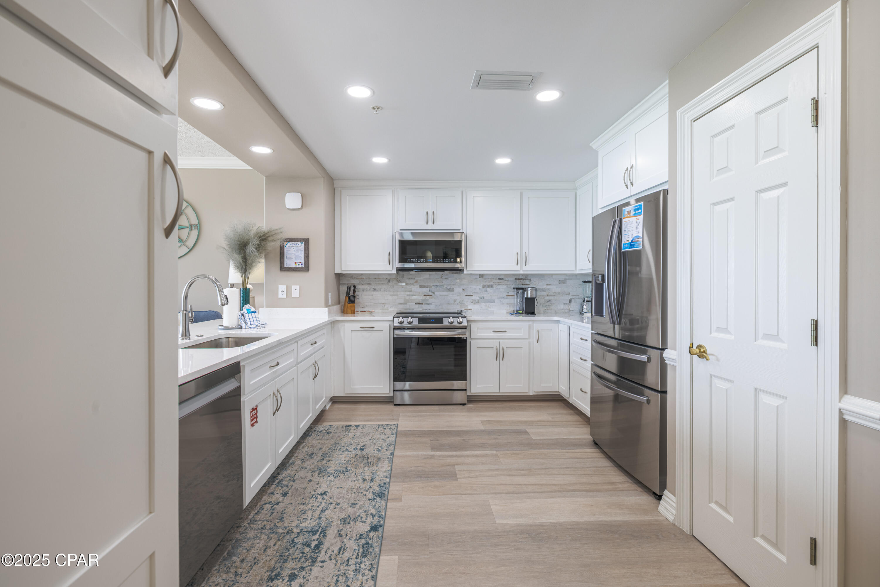 7115 Thomas Drive #801, Panama City Beach, Florida image 9
