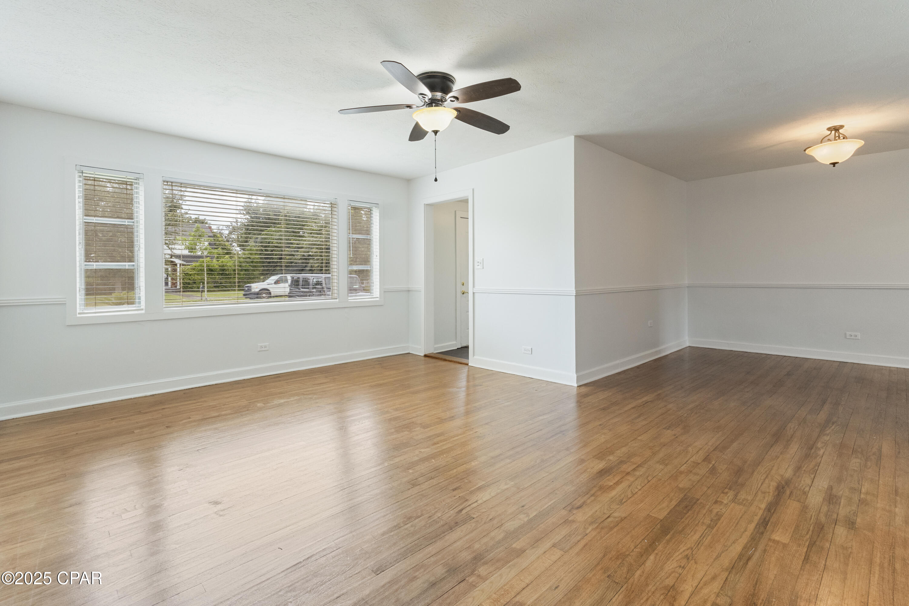 210 N Cove Boulevard, Panama City, Florida image 2