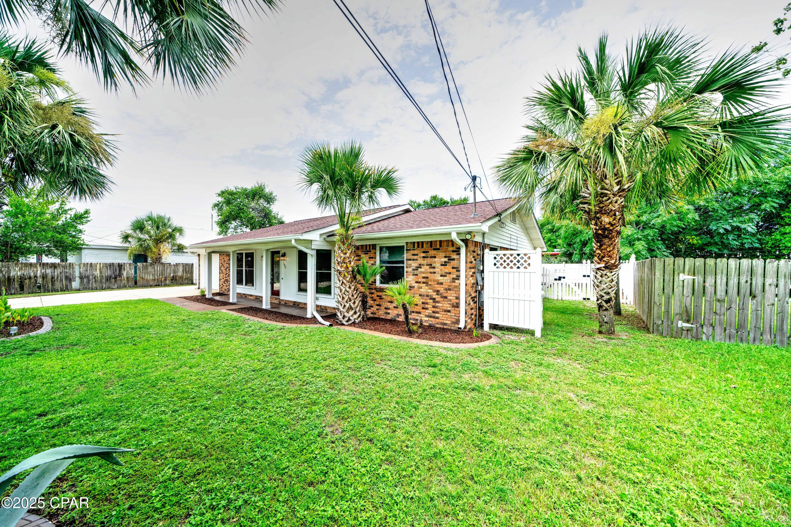 Image 4 For 105 Cape Circle