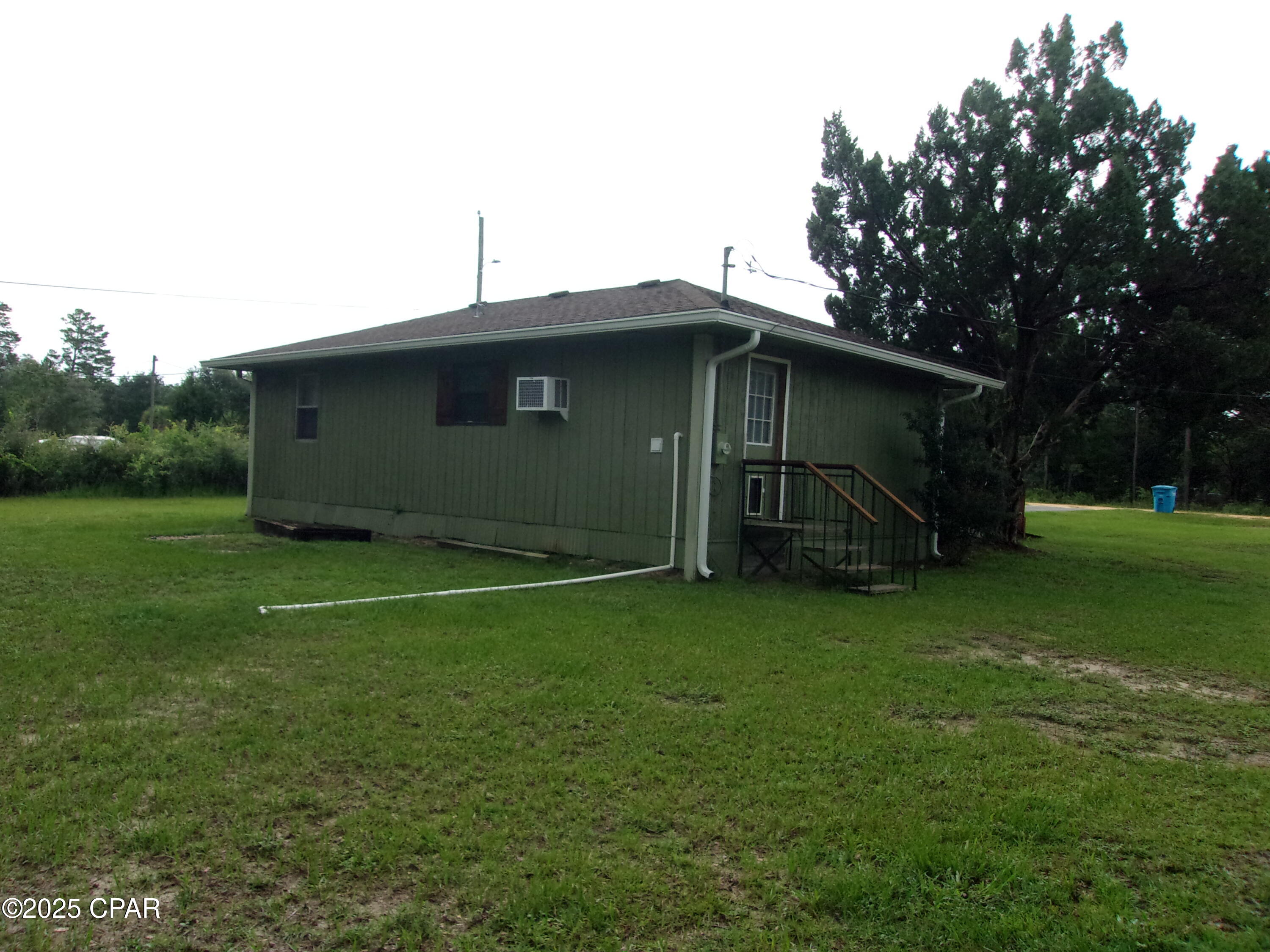 711 Heavener Lane, Southport, Florida image 10