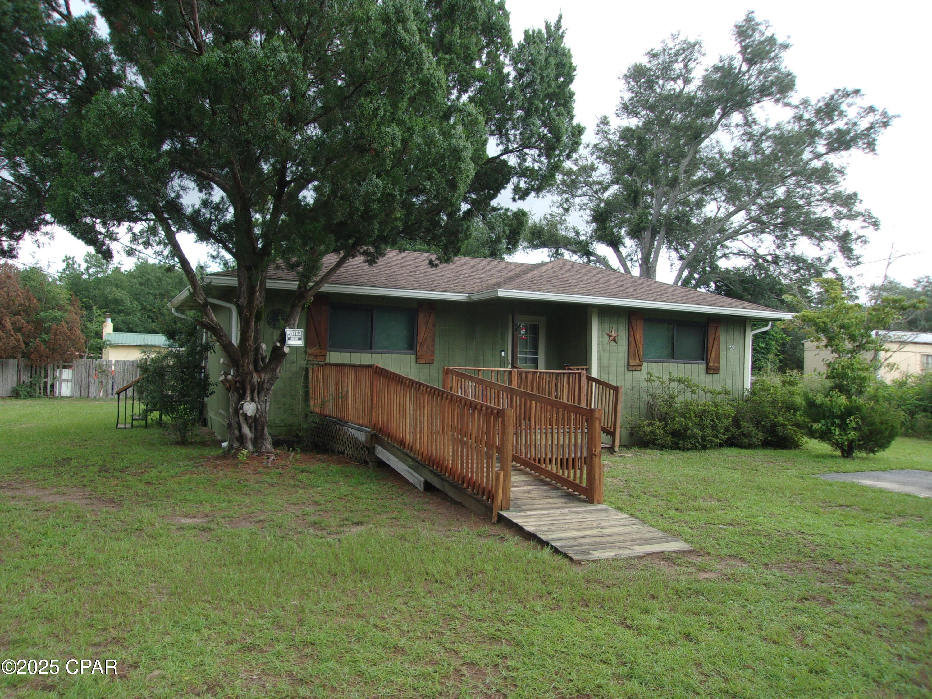 711 Heavener Lane, Southport, Florida image 8