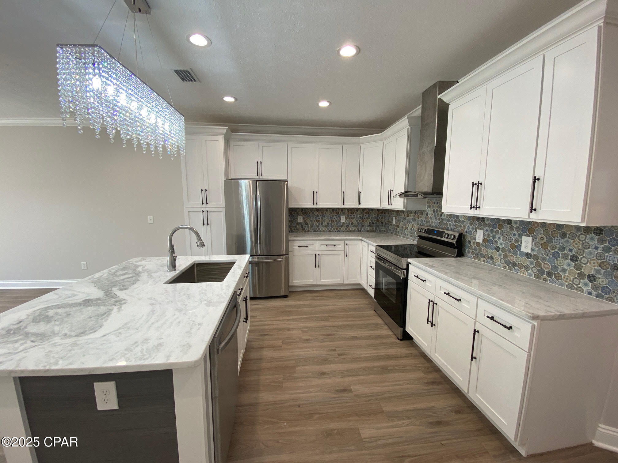 Image 2 For 8609 Laird Street