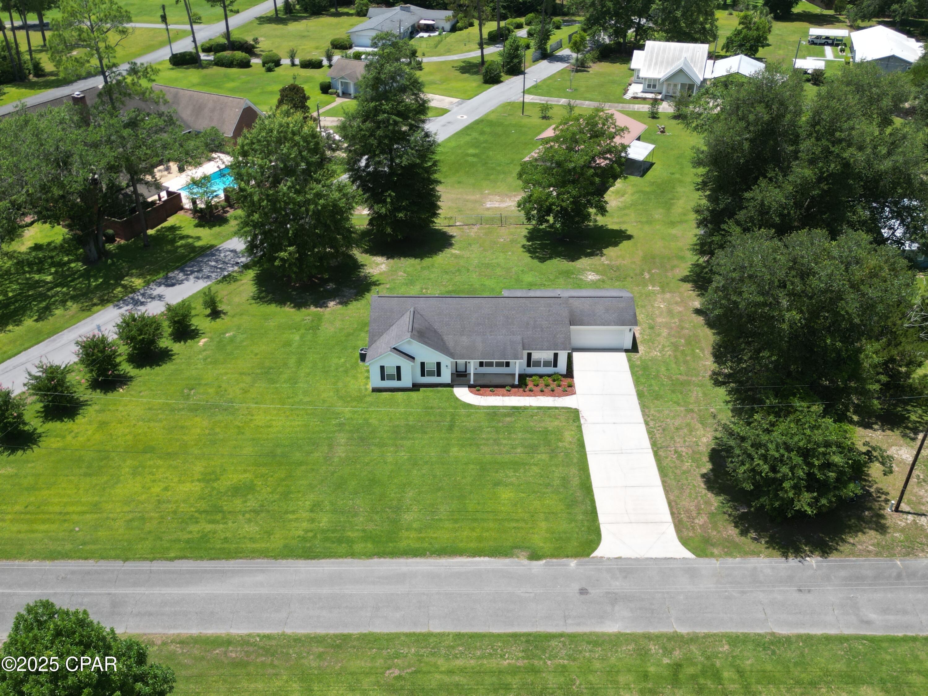 5373 Ezell Street, Graceville, Florida image 2