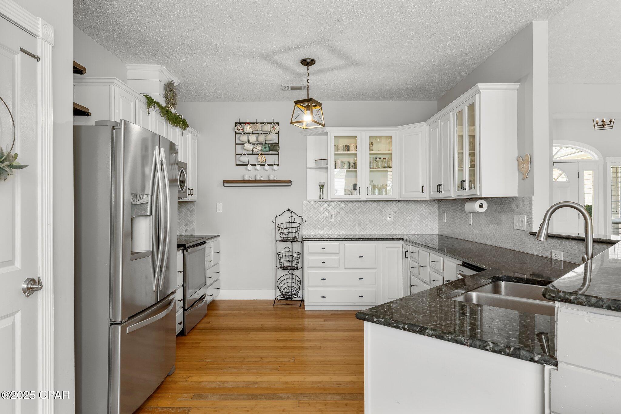 8618 Wood Circle, Panama City, Florida image 13