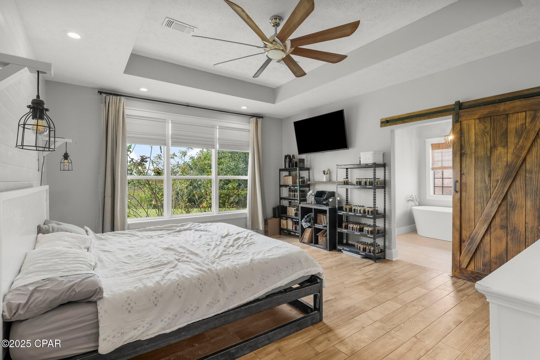 8618 Wood Circle, Panama City, Florida image 17
