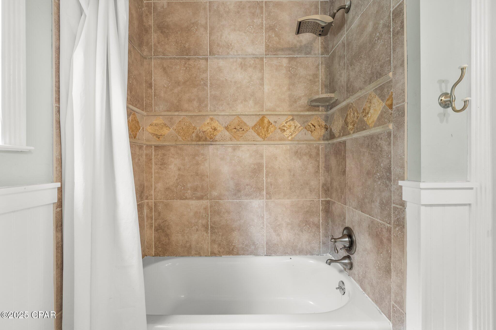 8618 Wood Circle, Panama City, Florida image 29