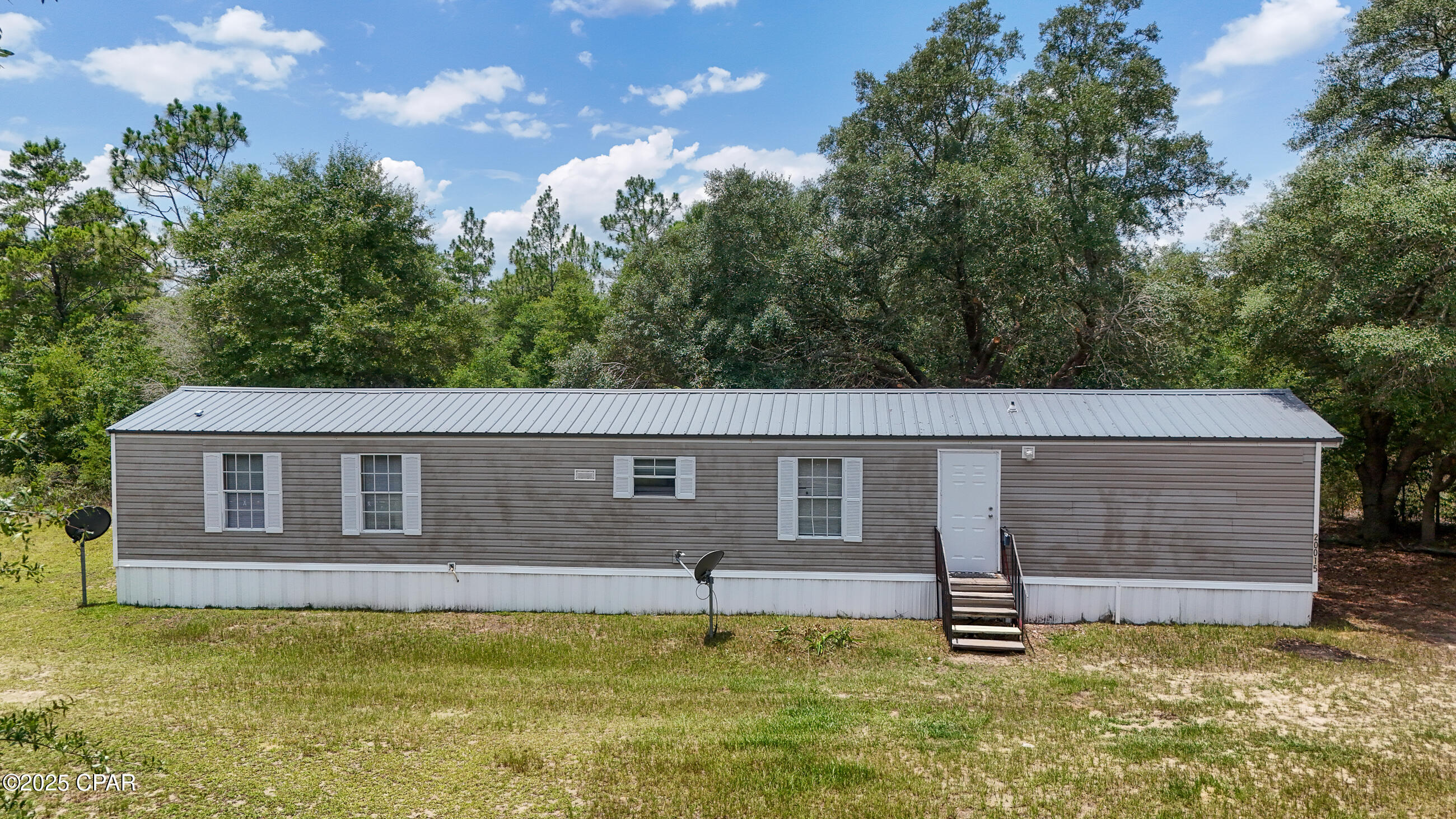 20015 Warnock Road, Fountain, Florida image 1