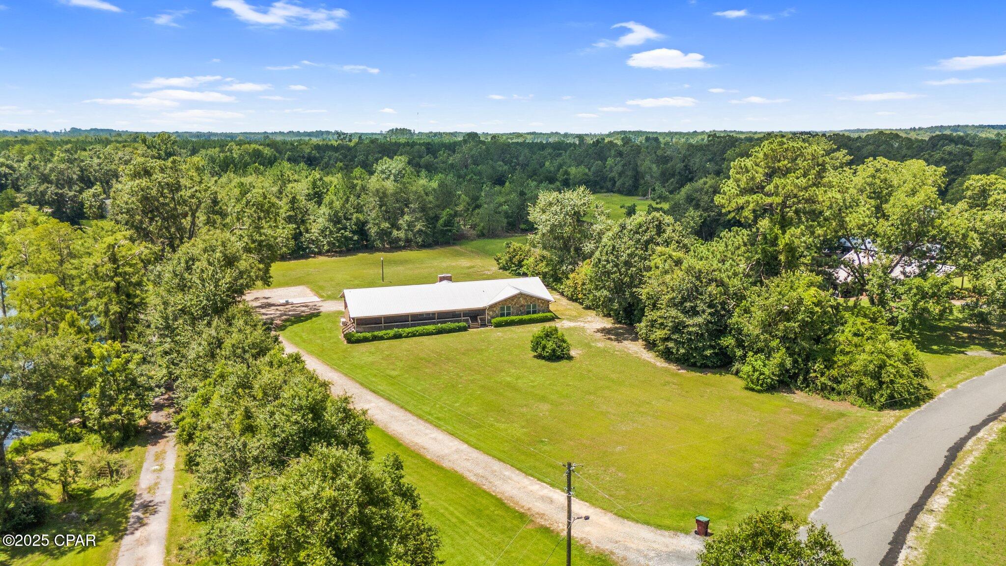 963 Everett Road, Graceville, Florida image 1