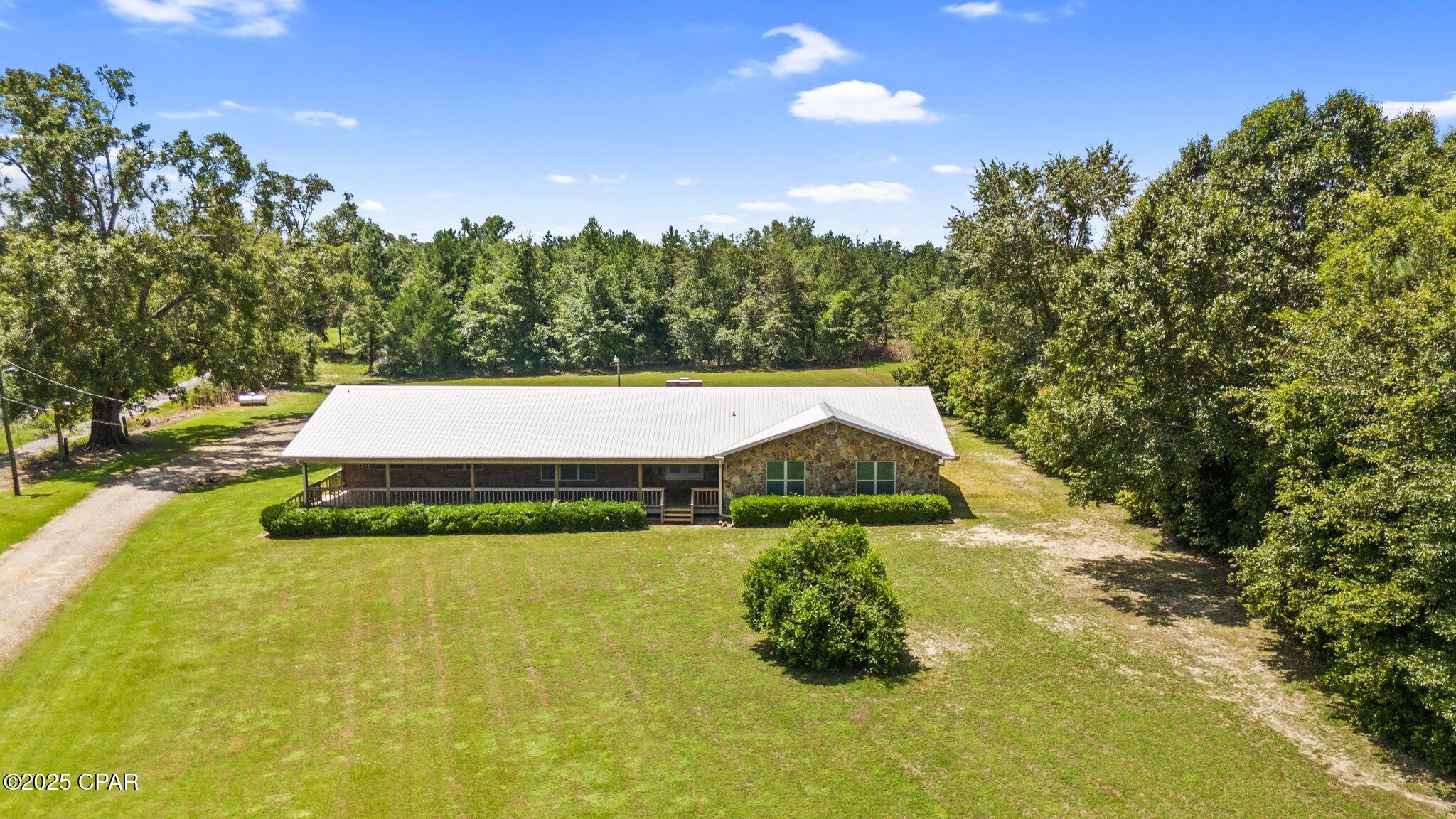 963 Everett Road, Graceville, Florida image 2