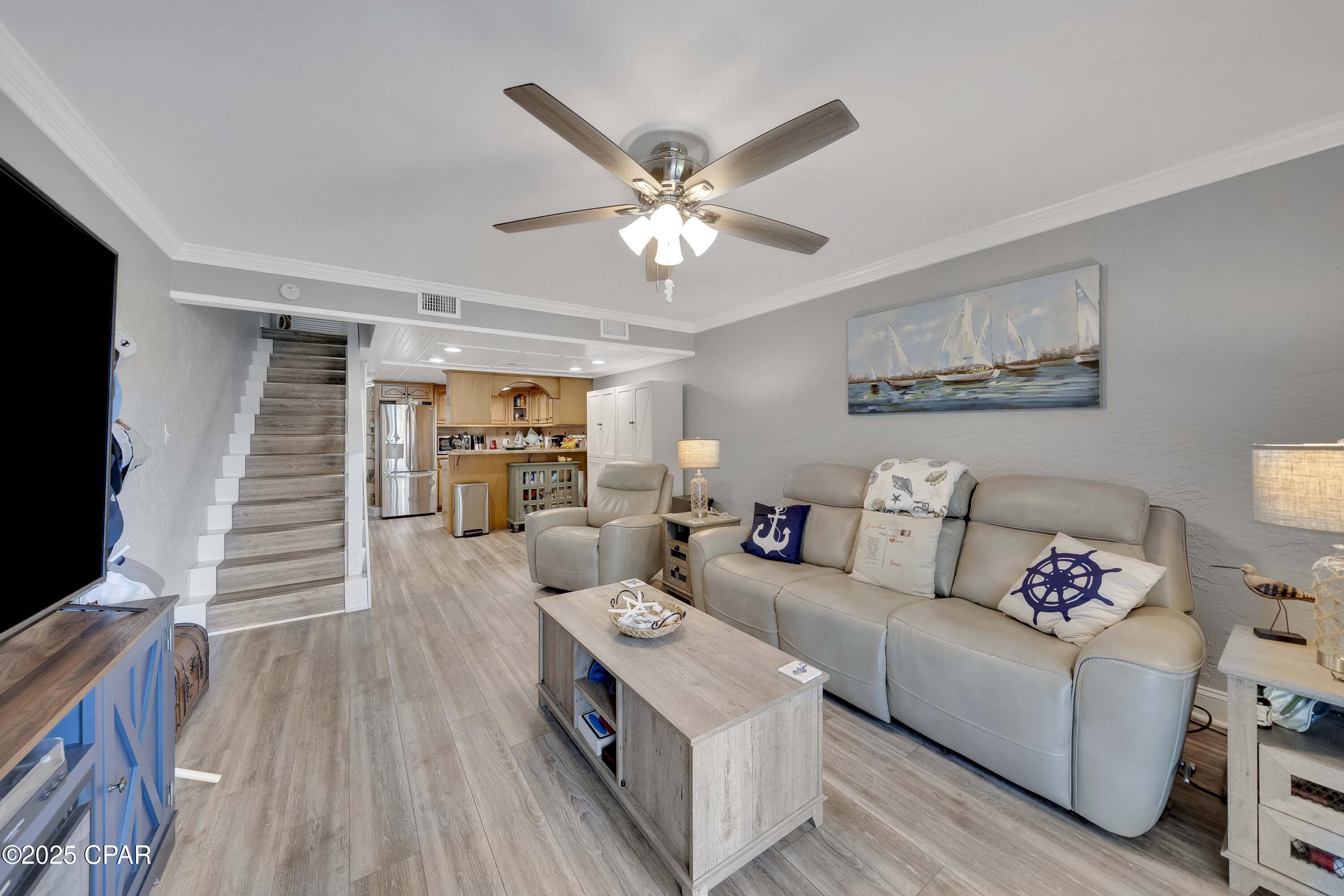 Image 1 For 8727 Thomas Drive B18