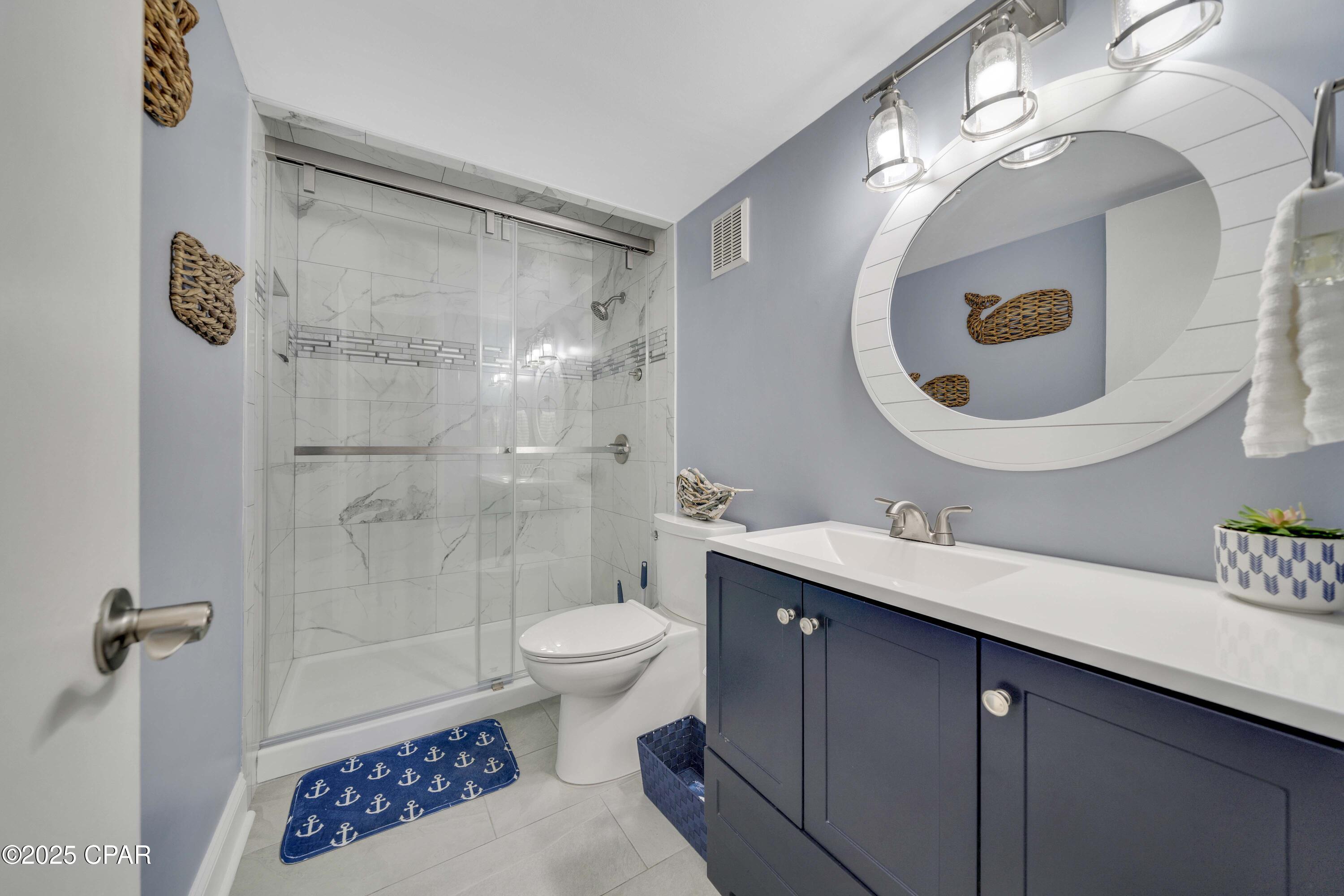 Image 6 For 8727 Thomas Drive B18