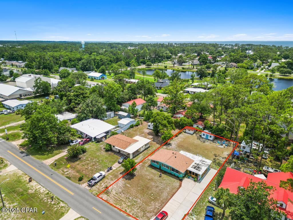 1802 Garrison Avenue, Port St Joe, Florida image 3