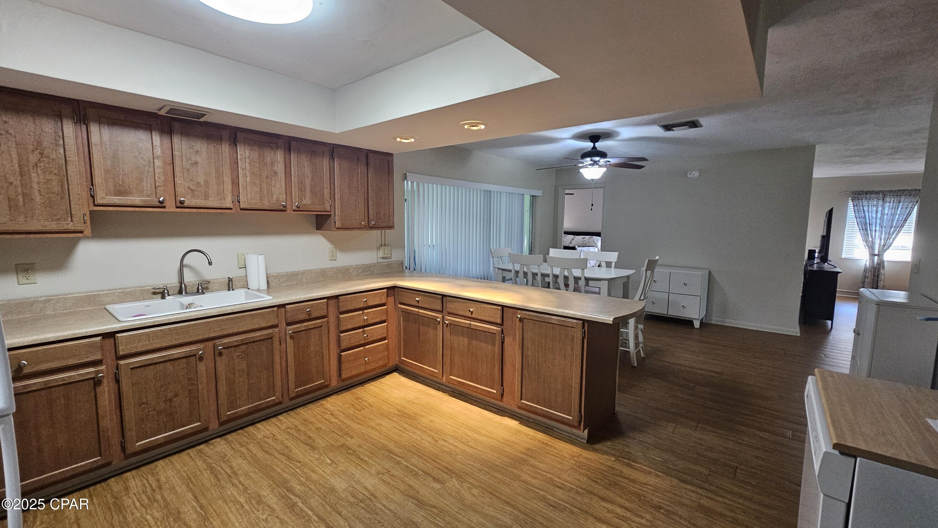 Image 23 For 2056 Sunny Hills Boulevard 01