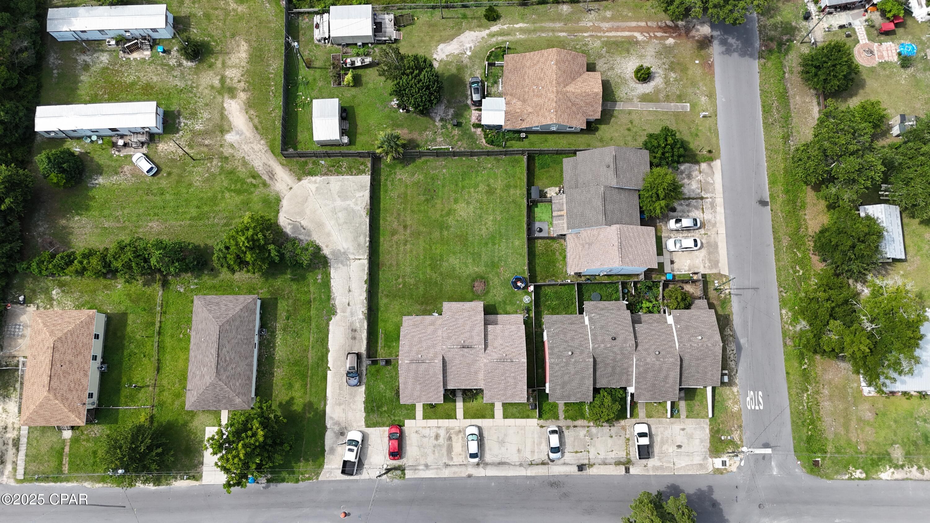 Image 11 For 816 Detroit Avenue 816