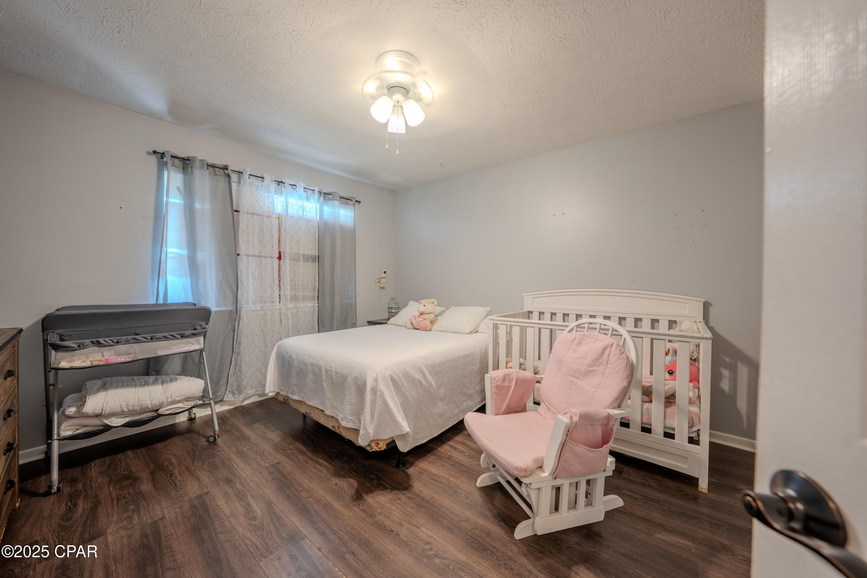 Image 3 For 816 Detroit Avenue 816