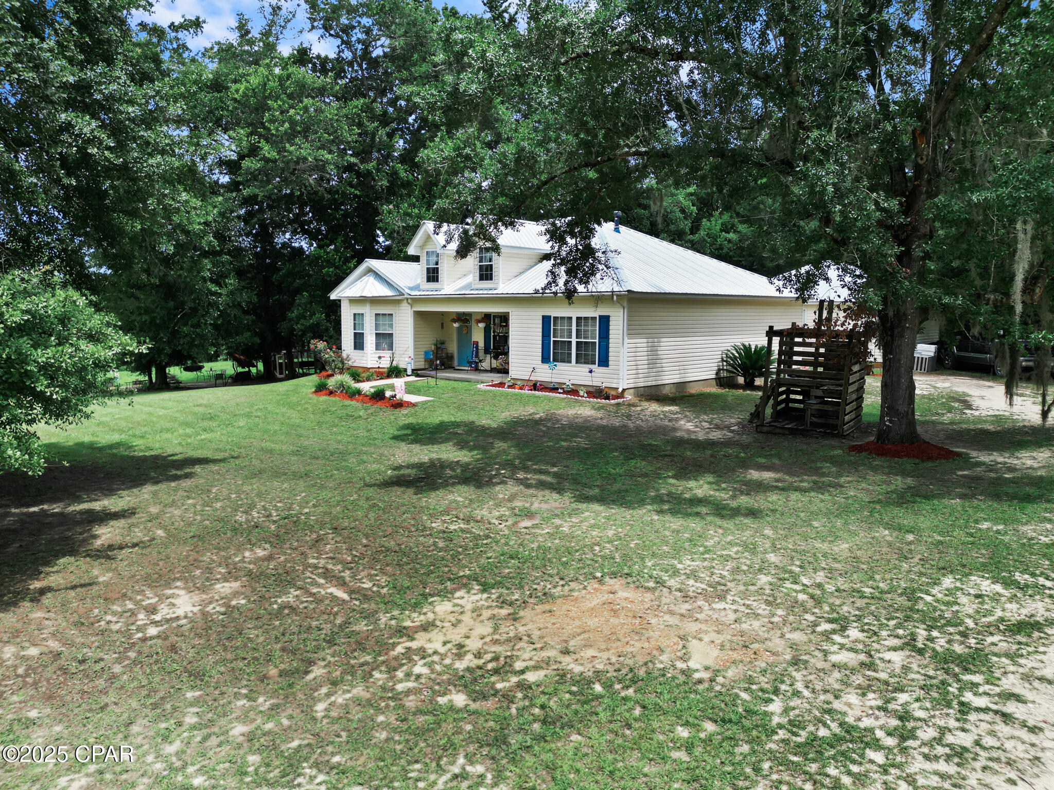 Image 4 For 7496 Clearwater Lane