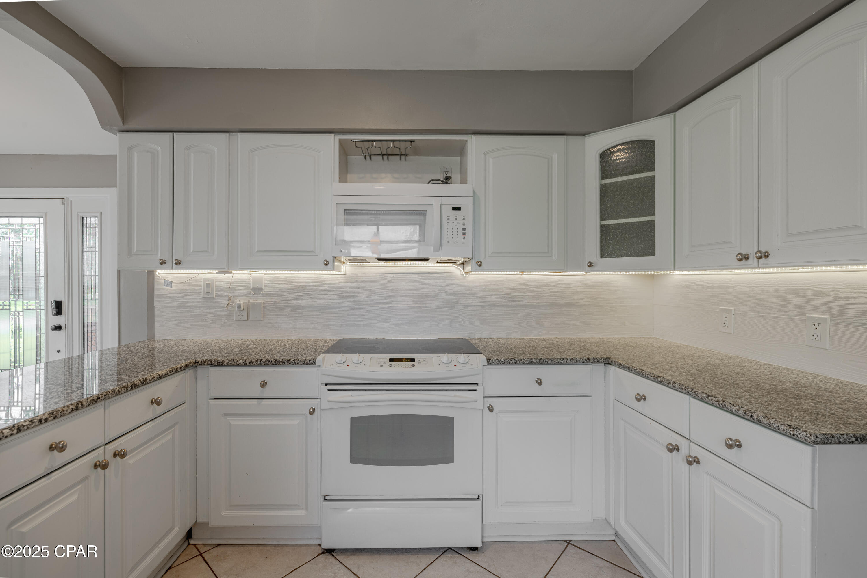 Image 11 For 3625 Ohenry Drive