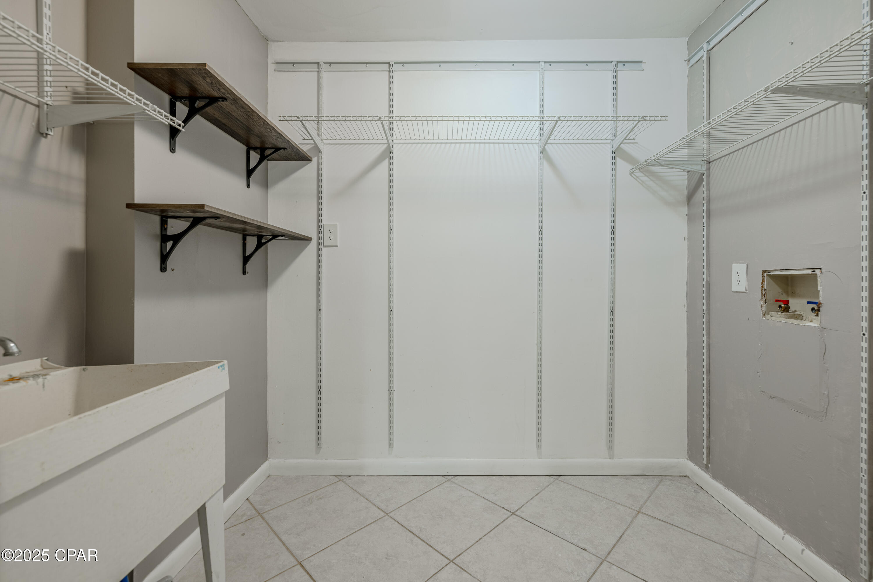 Image 13 For 3625 Ohenry Drive