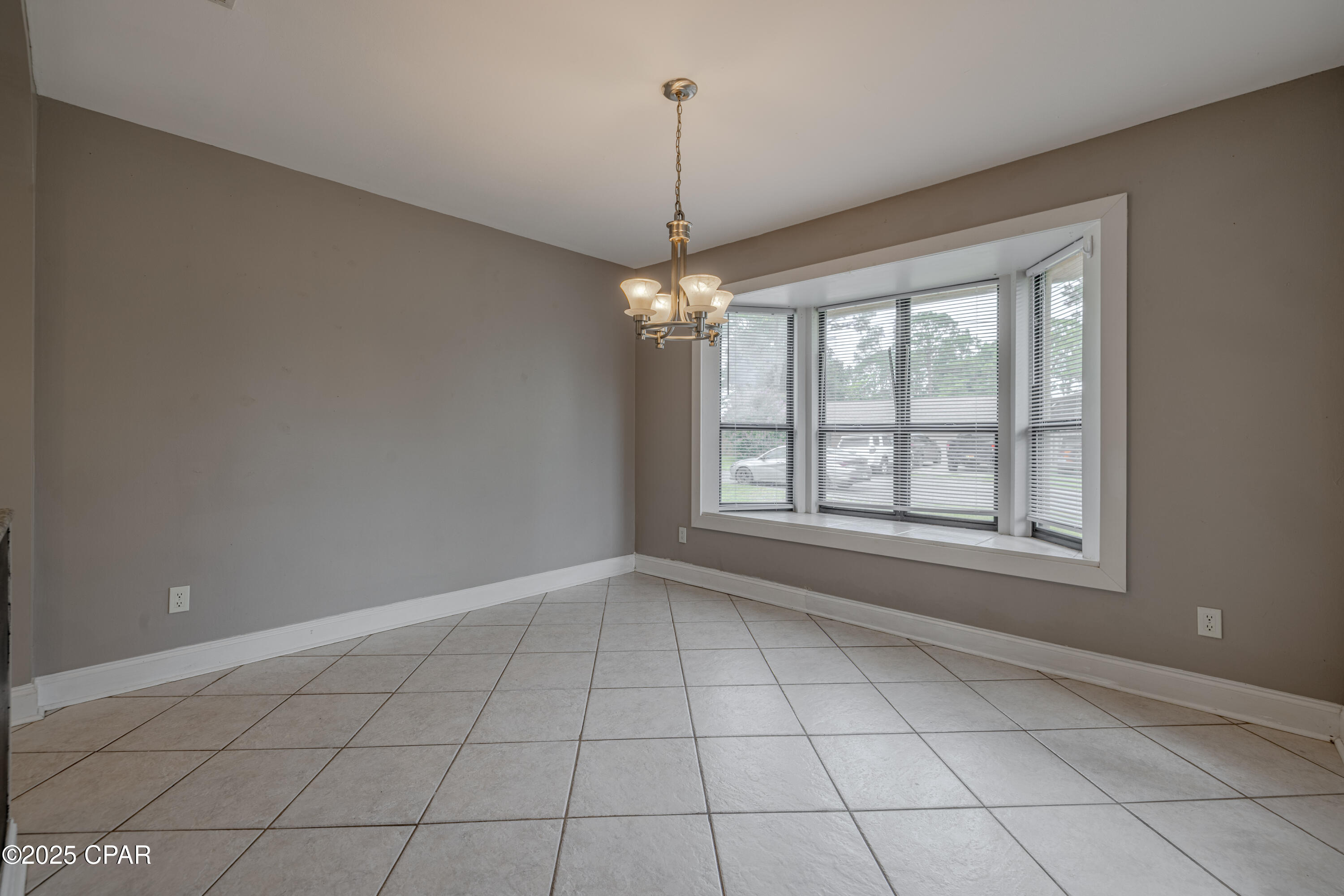 Image 6 For 3625 Ohenry Drive