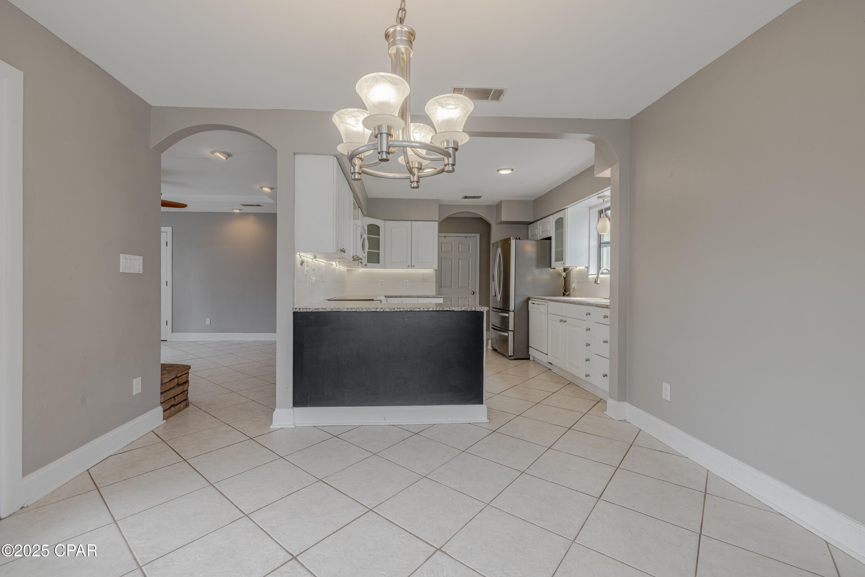 Image 7 For 3625 Ohenry Drive