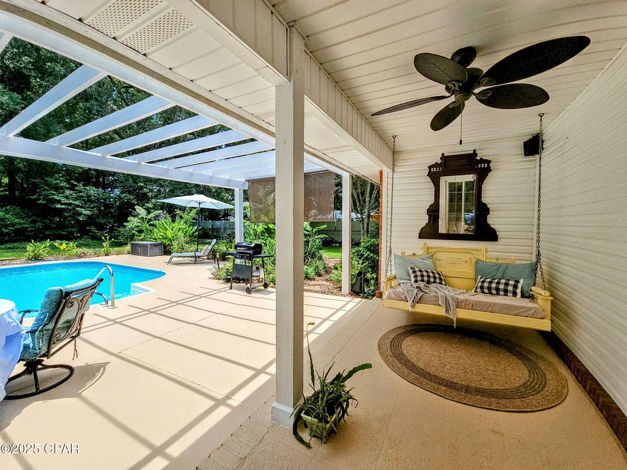 Image 2 For 5658 Derby Drive