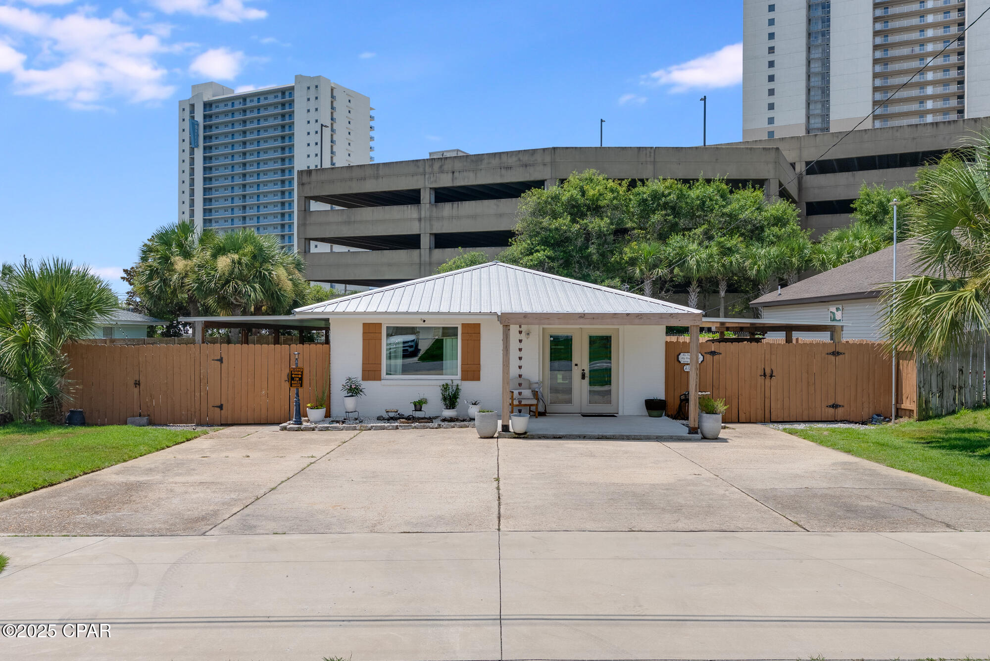 16809 Lisbon Avenue, Panama City Beach, Florida image 1
