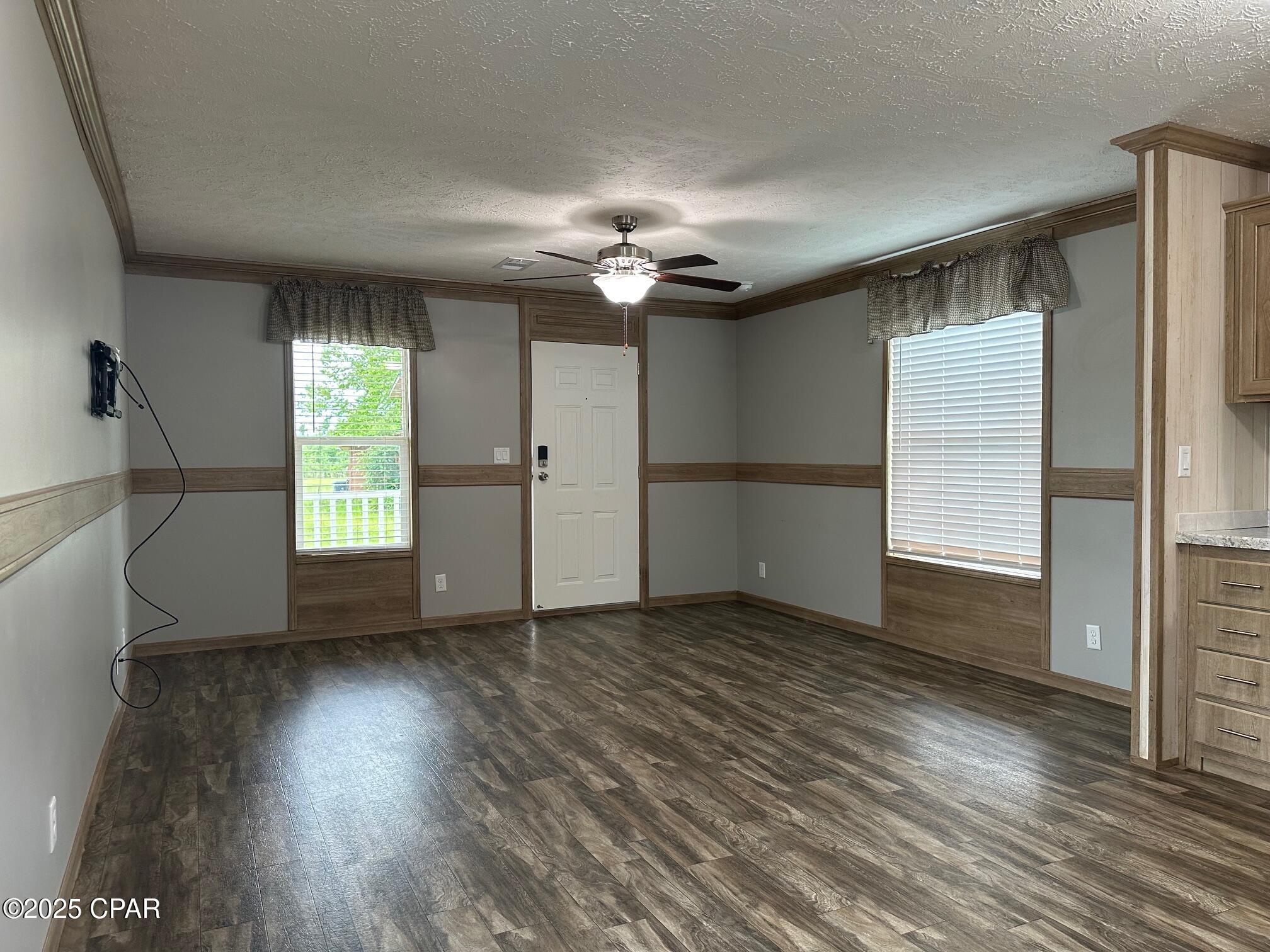 10136 Davenport Avenue, Youngstown, Florida image 6