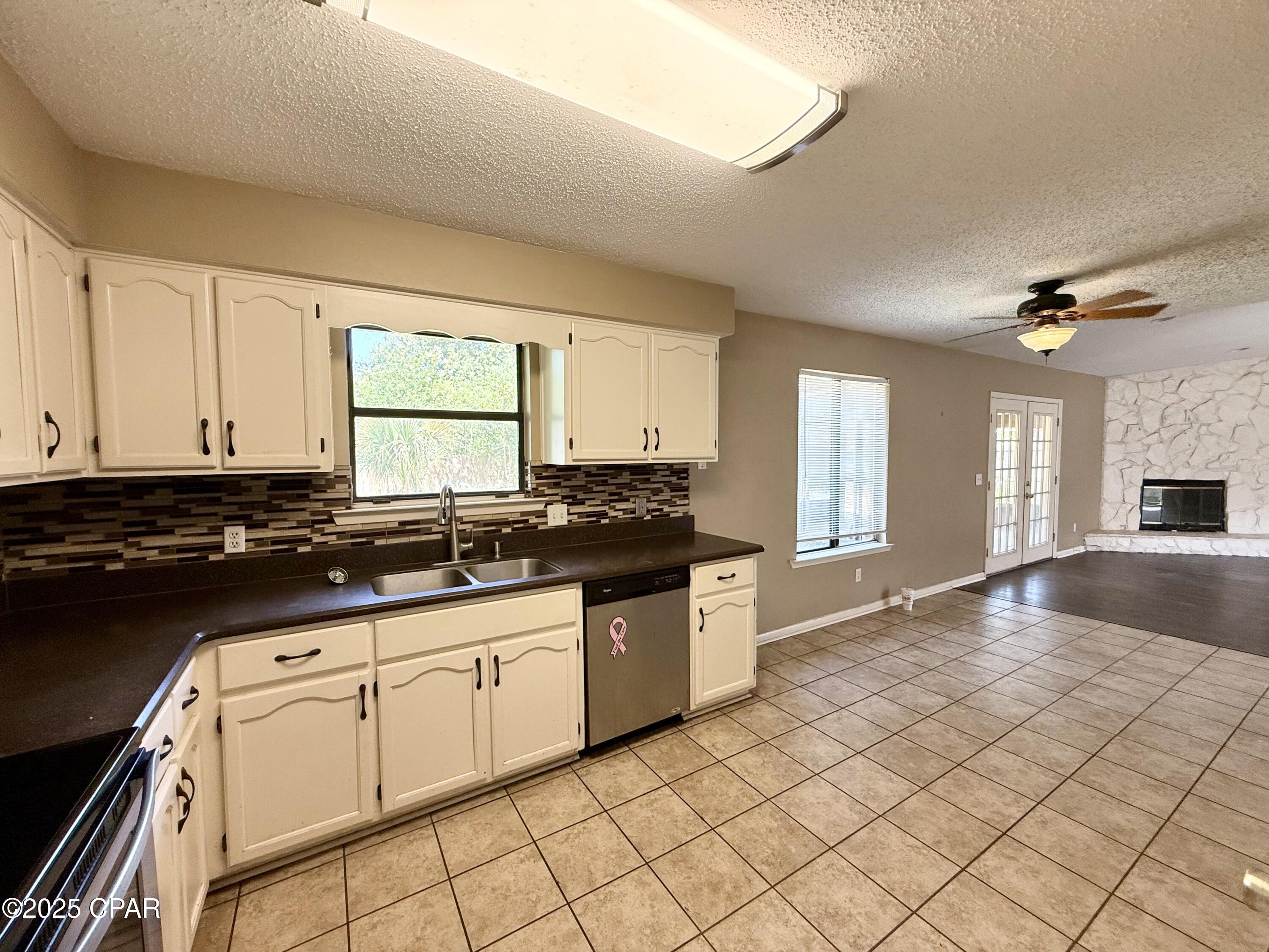 168 Derby Woods Drive, Lynn Haven, Florida image 5