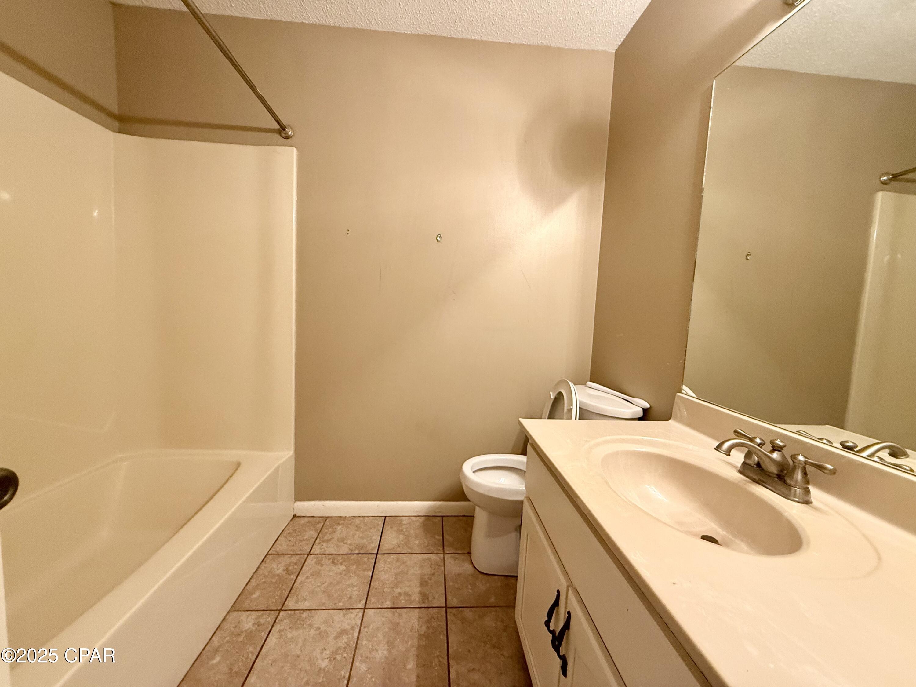 168 Derby Woods Drive, Lynn Haven, Florida image 7