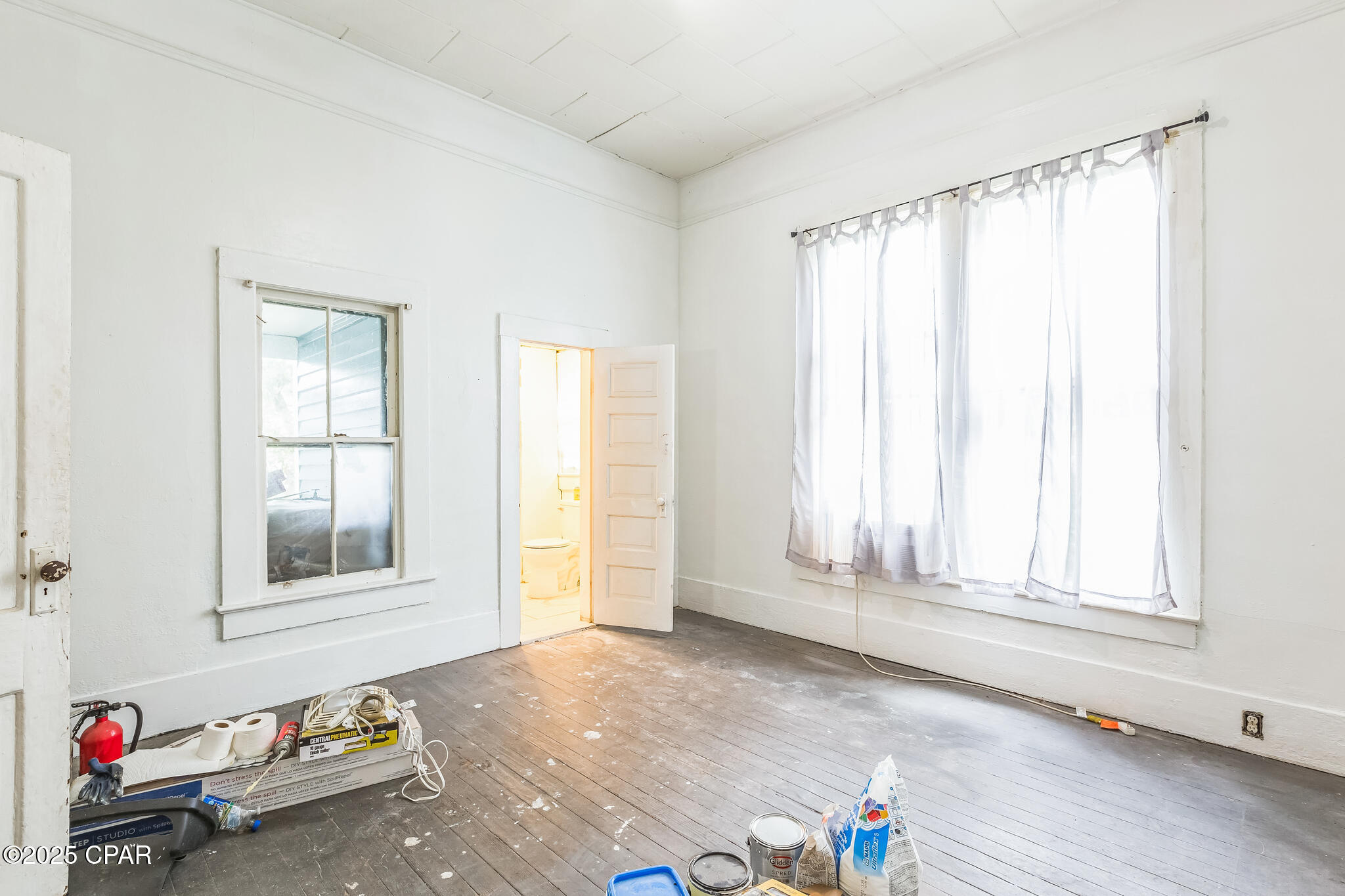 Listing photo id 19 for 406 Horry Avenue