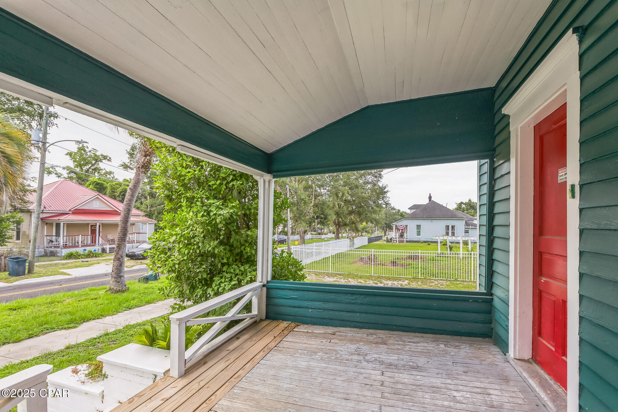 Image 2 For 406 Horry Avenue