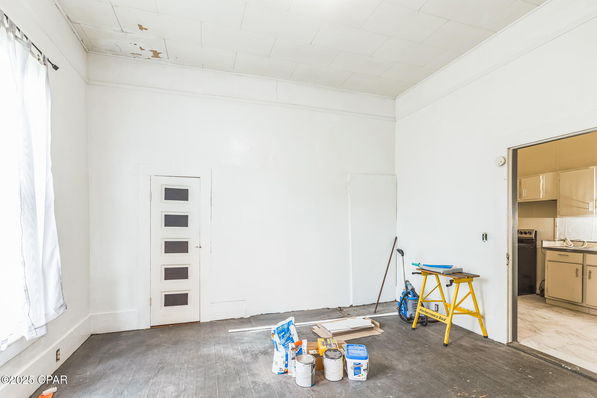 Listing photo id 25 for 406 Horry Avenue