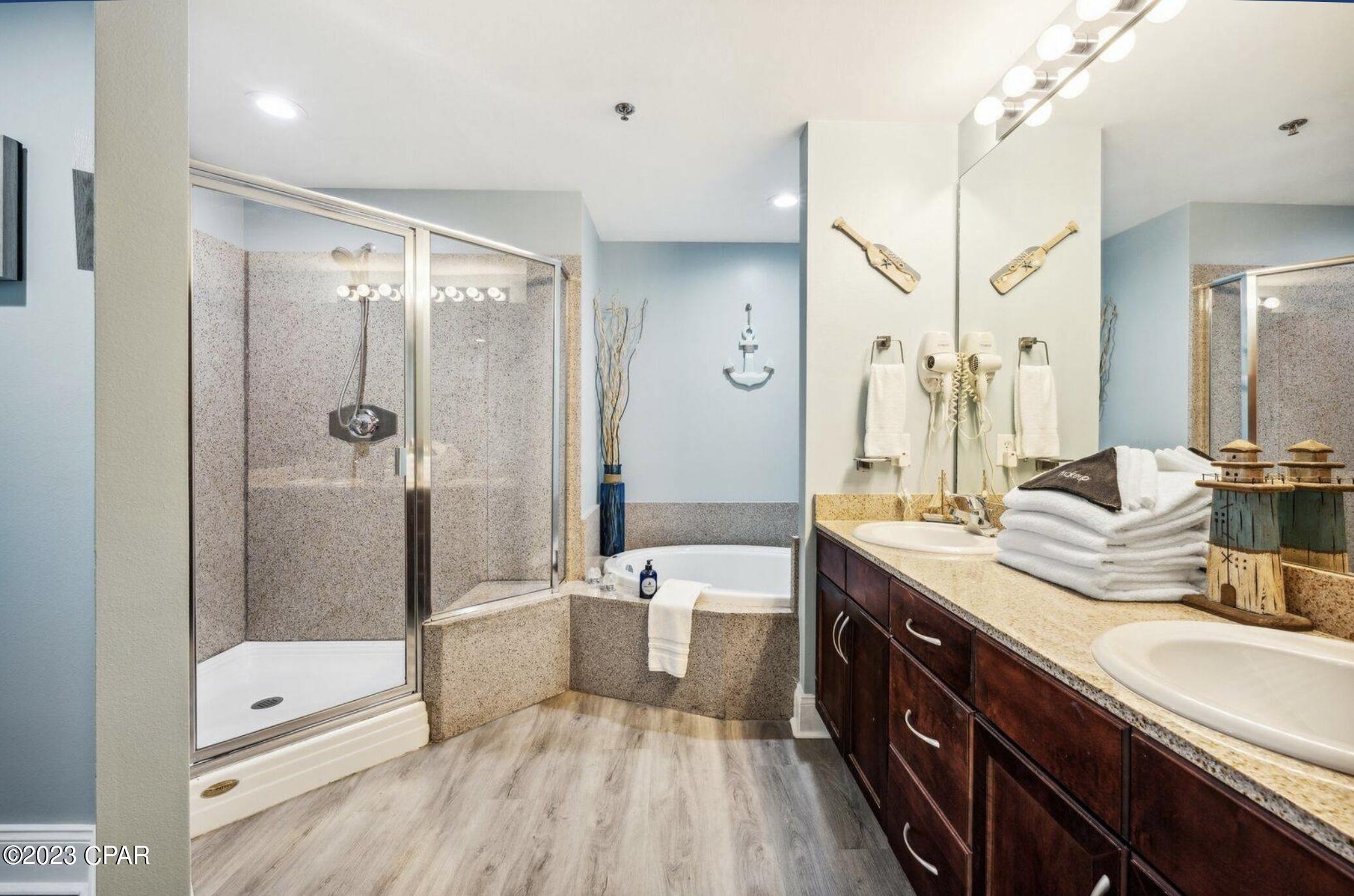 9860 S Thomas Drive #824, Panama City, Florida image 18