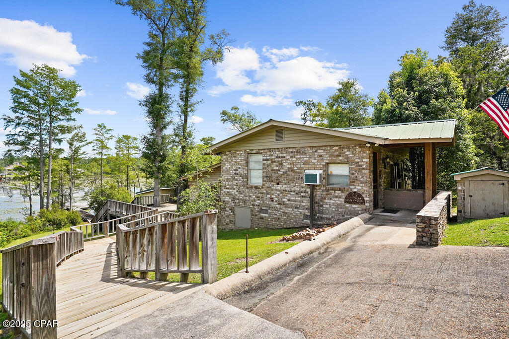 Details for 2684 Lakeview Circle, Alford, FL 32420