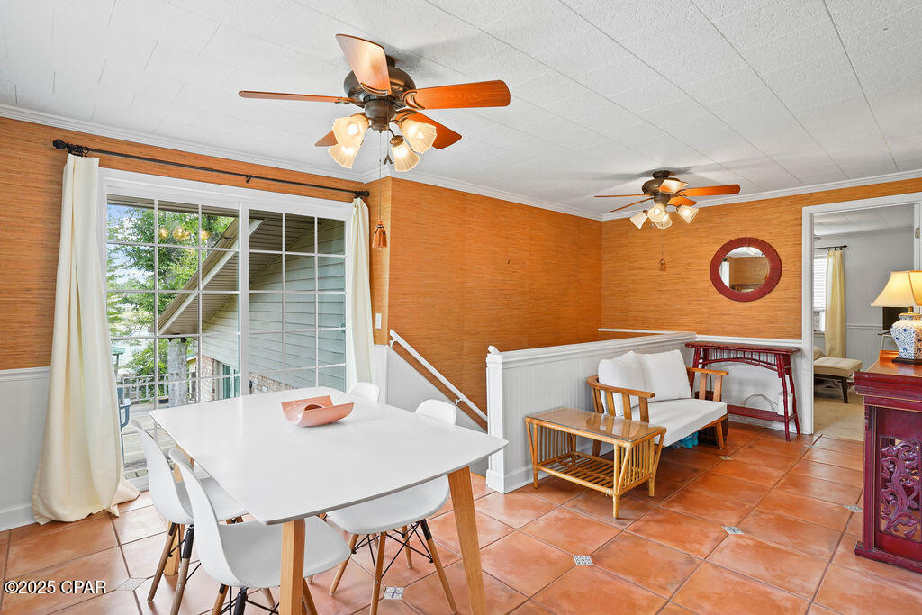 2684 Lakeview Circle, Alford, Florida image 6