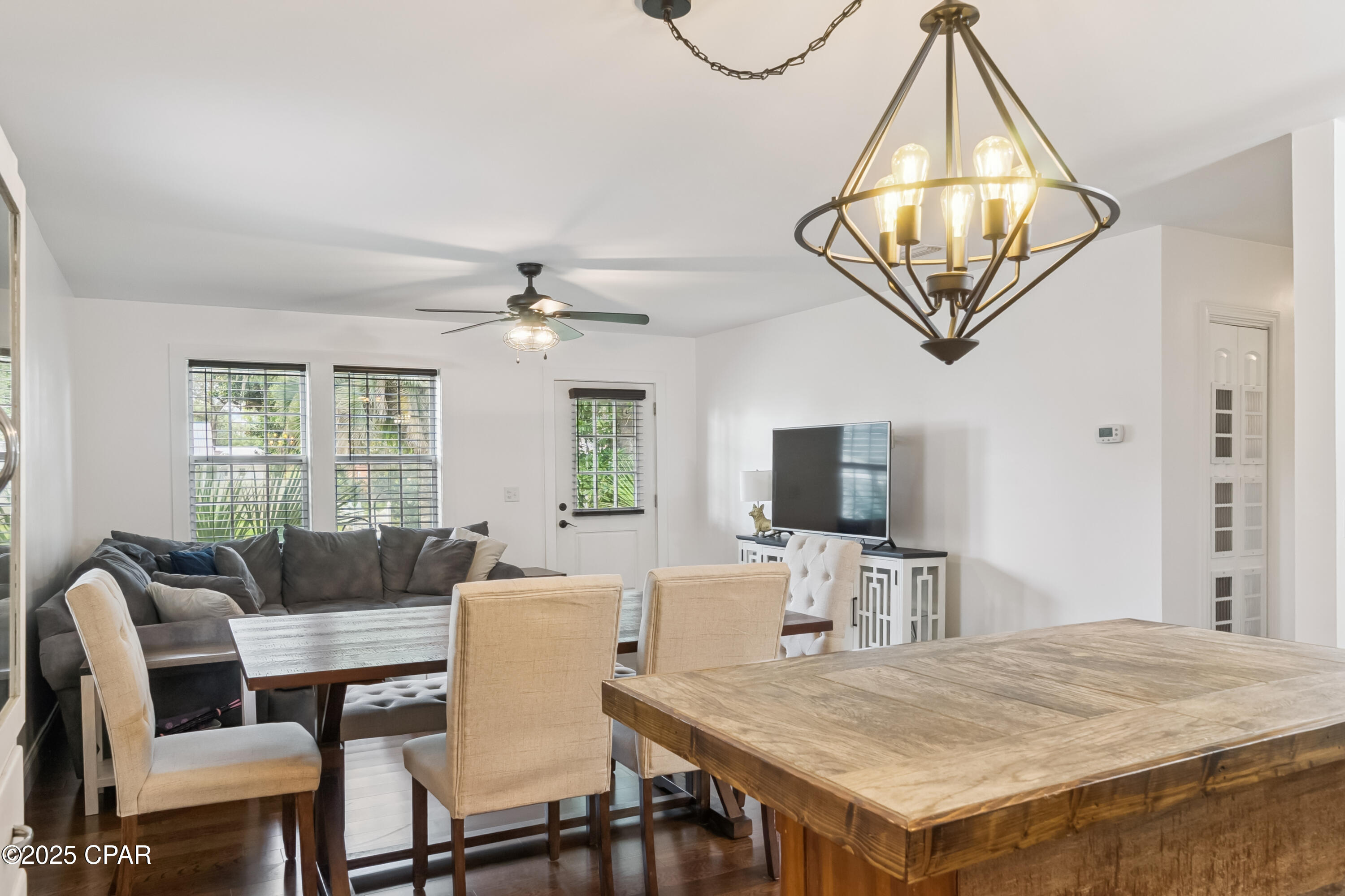 605 E 2nd Place, Panama City, Florida image 10