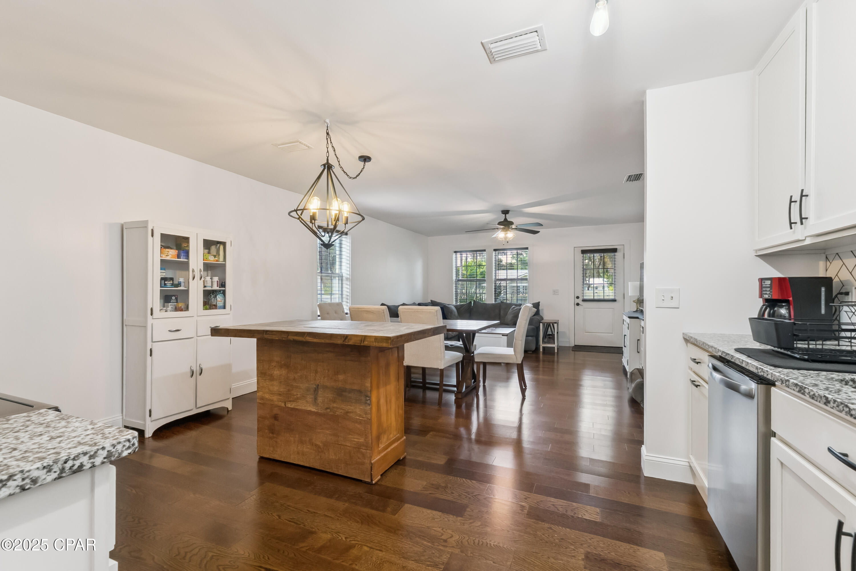 605 E 2nd Place, Panama City, Florida image 14