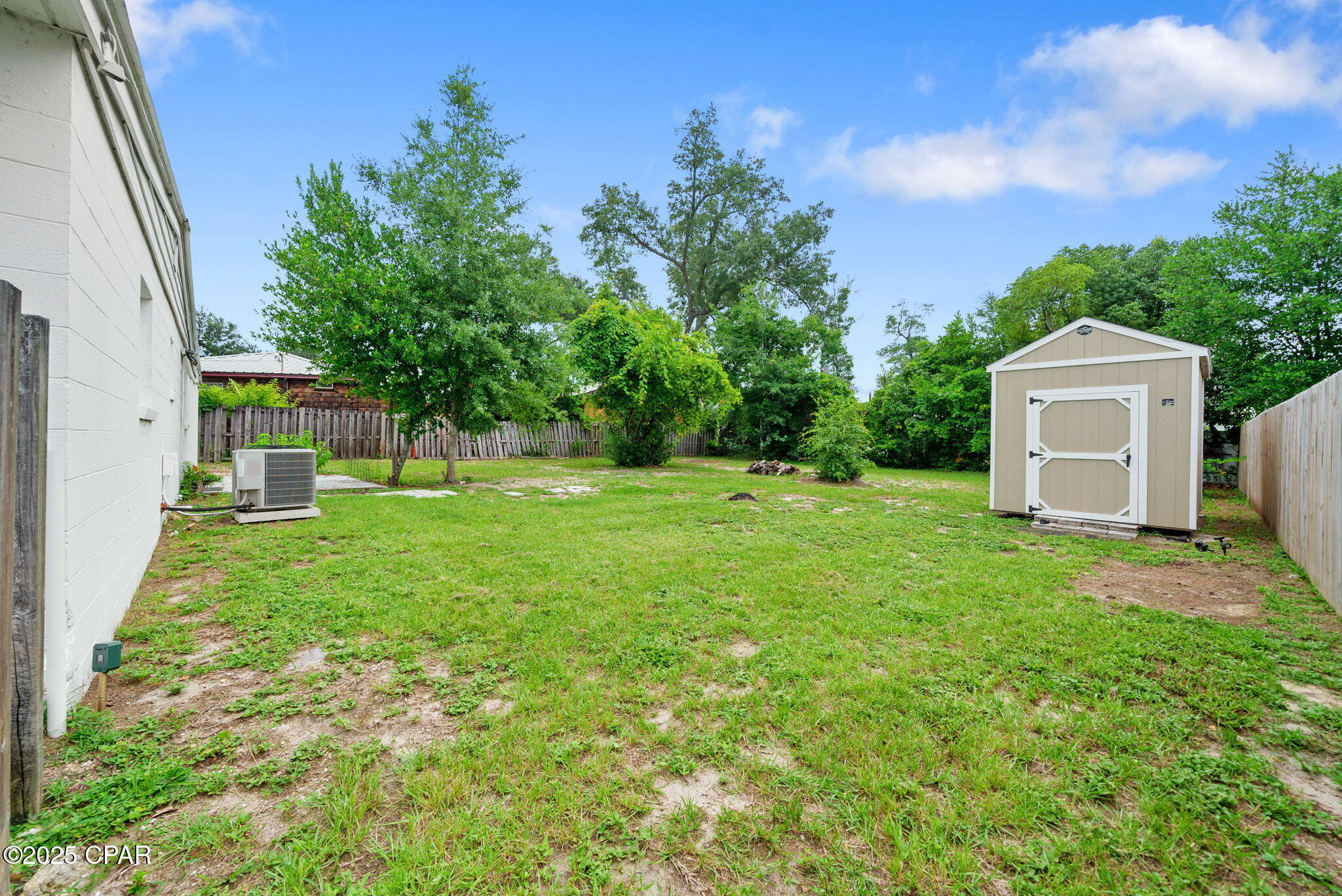 617 N 9th Plaza, Panama City, Florida image 25