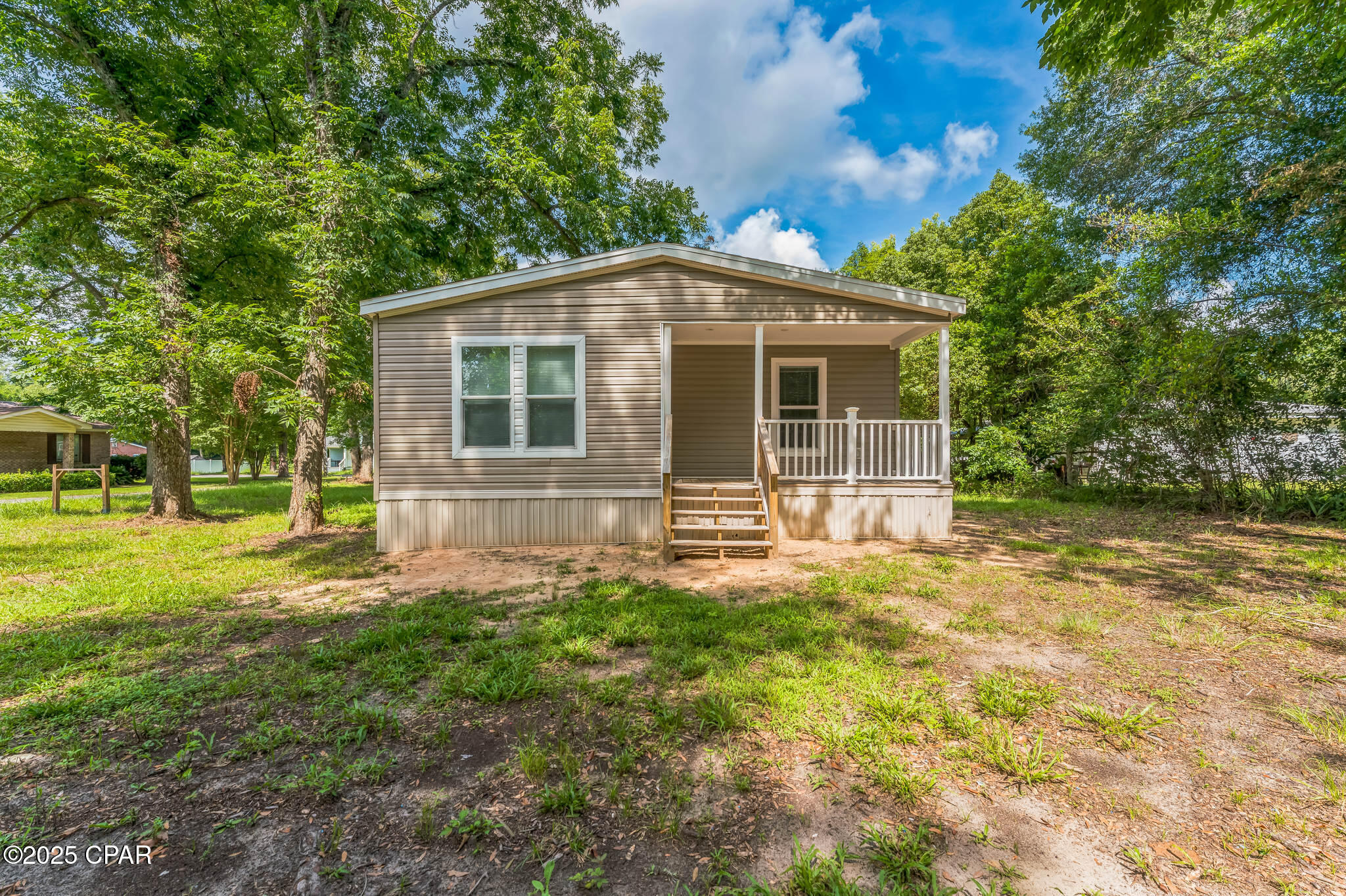 950 9th Avenue, Graceville, Florida image 1