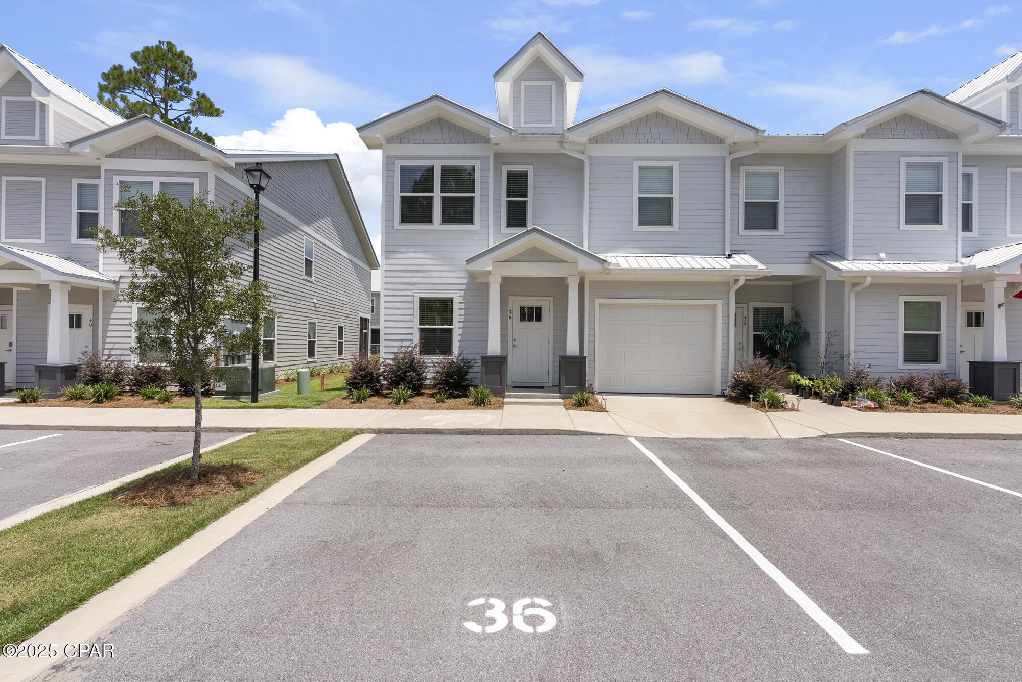 Image 2 For 36 Date Palm Lane
