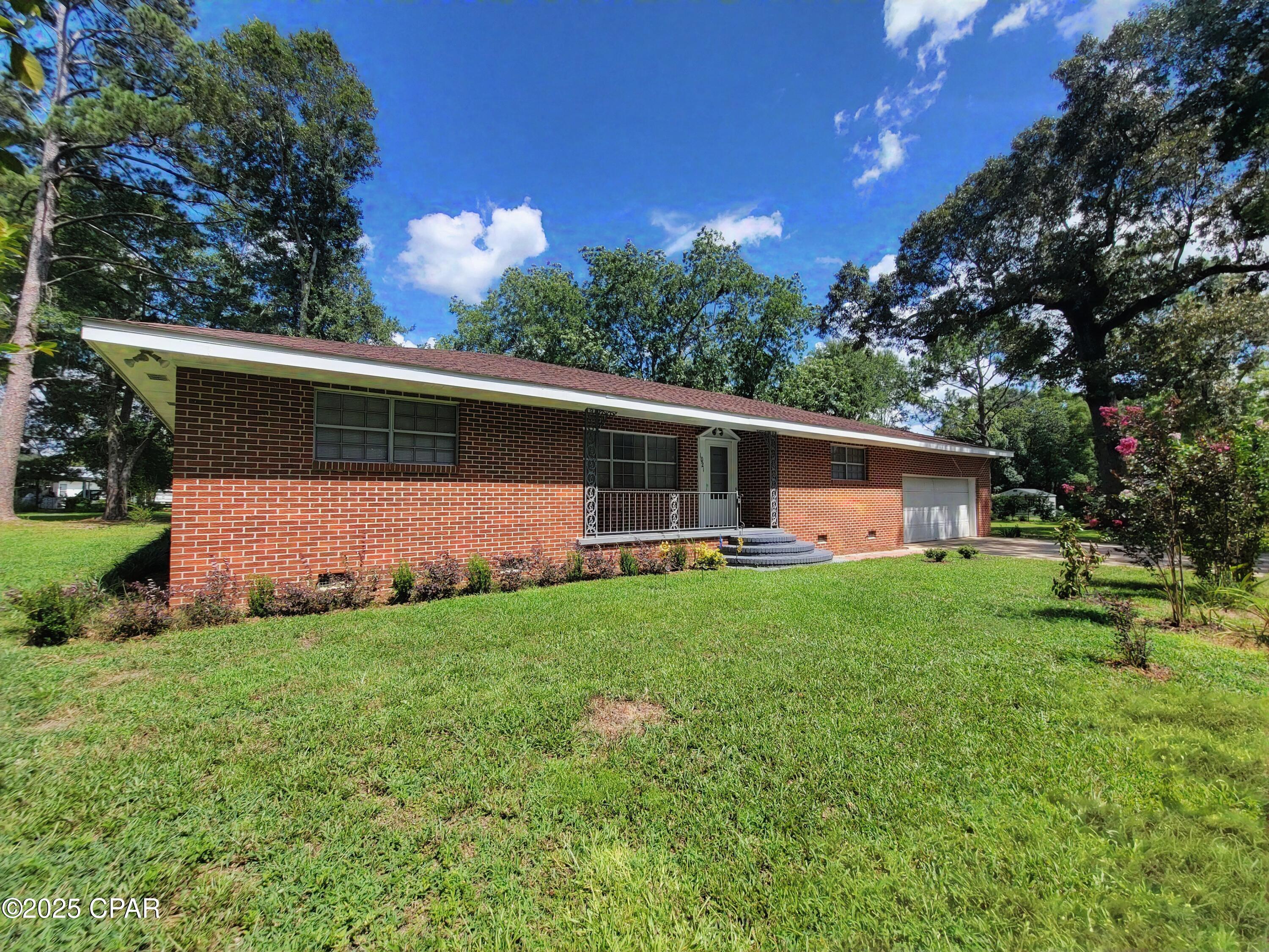 Details for 1021 8th Avenue, Graceville, FL 32440