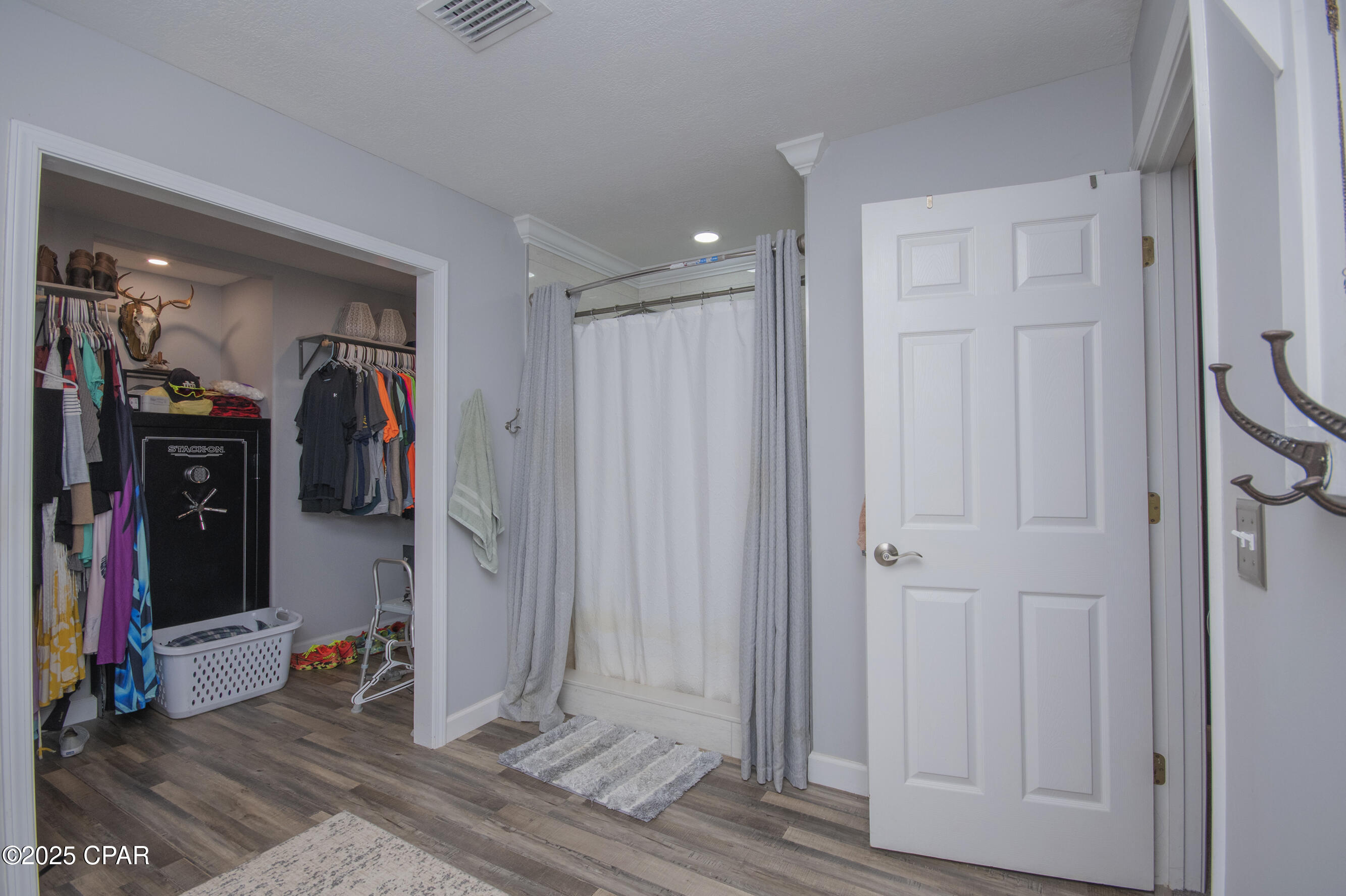 8720 Creek Run, Youngstown, Florida image 20